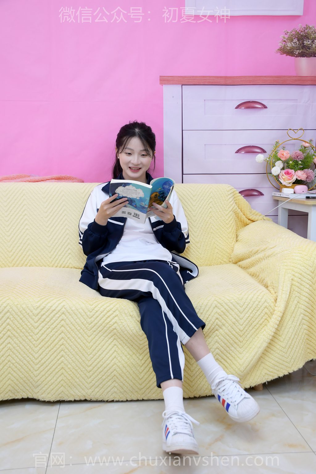 [初夏女神] NO.321 安妮&幺幺~【别样交锋】家人们，今天老师的得力小助手竟然来家访了 [140P/1V/6.27GB] 其它写真-第2张