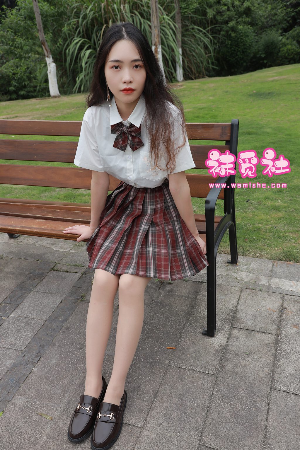 [袜觅社] 专业素材 第二期 雯雯 [72P/525MB] 年费专享-第2张