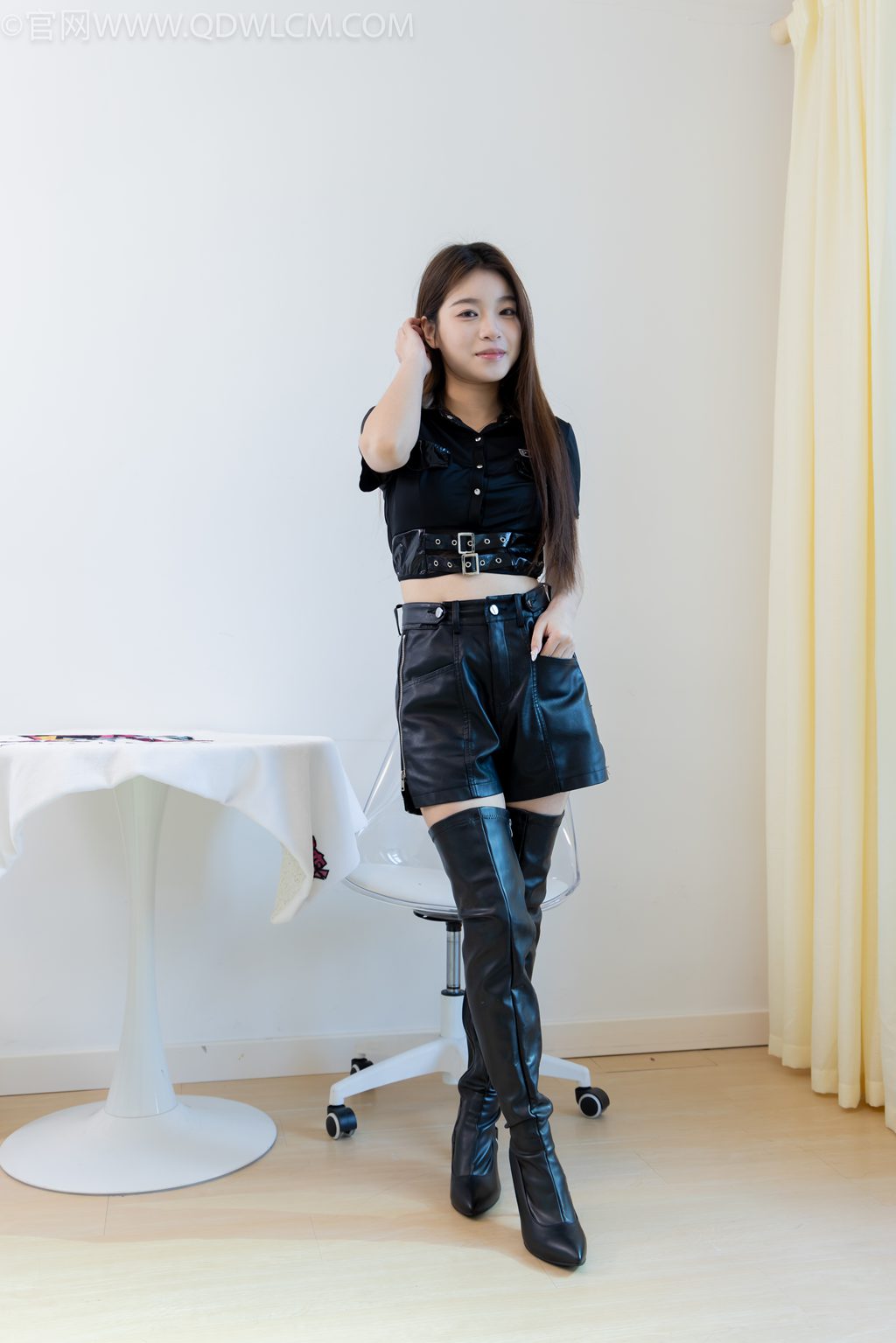 勿恋传媒 NO.2621 闪闪-温暖的风 [217P/1V/7.52GB] 其它写真-第2张