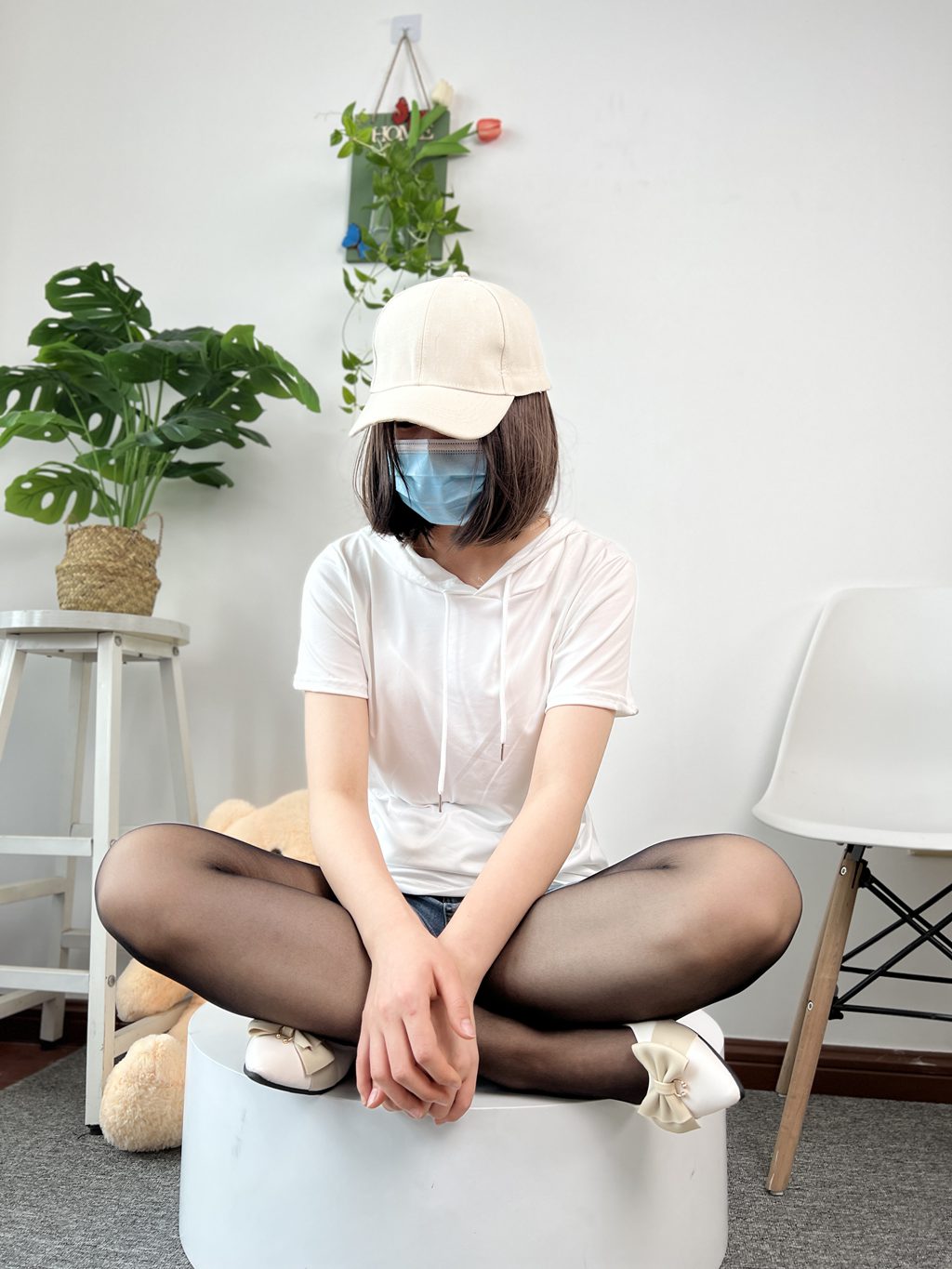 三禾摄影 NO.074 卫衣 短裤 嘿丝 高跟 [311P/1V/1.05GB] 三禾摄影-第2张