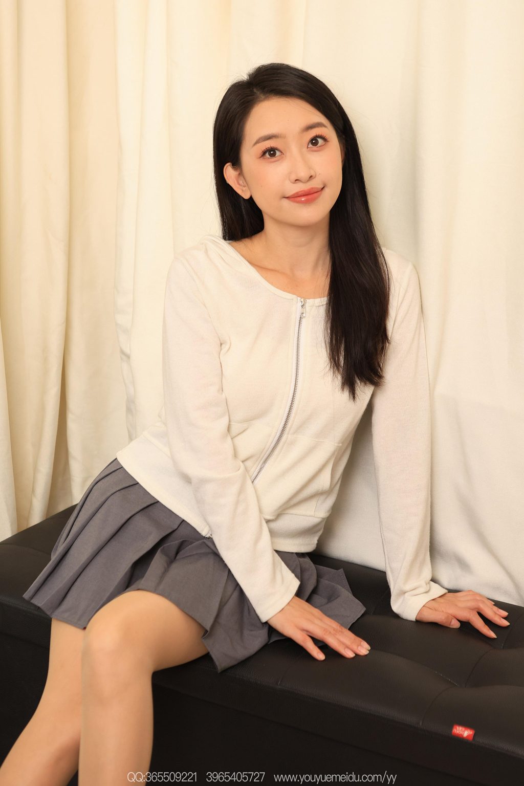 [IESS异思趣向] 2025.12.24 丝享家 2246 小婕《俏皮短裙》[87P/74MB] IESS异思趣向-第1张