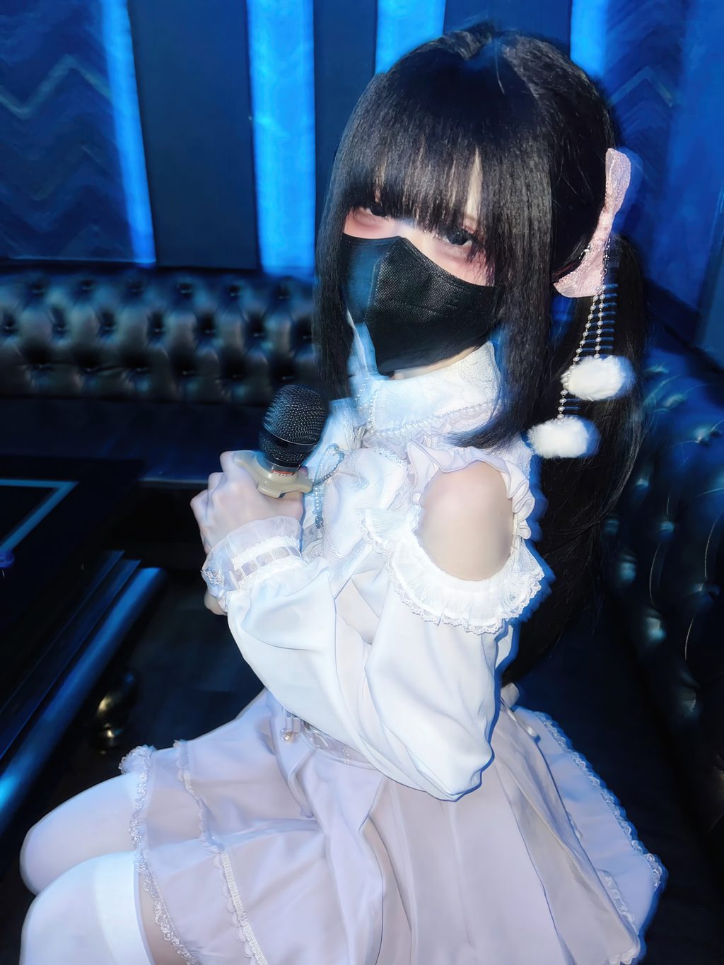 动漫博主@纸悦Etsu_ko 与地雷系女子的ktv约会 [44P/439MB] 网红写真-第1张