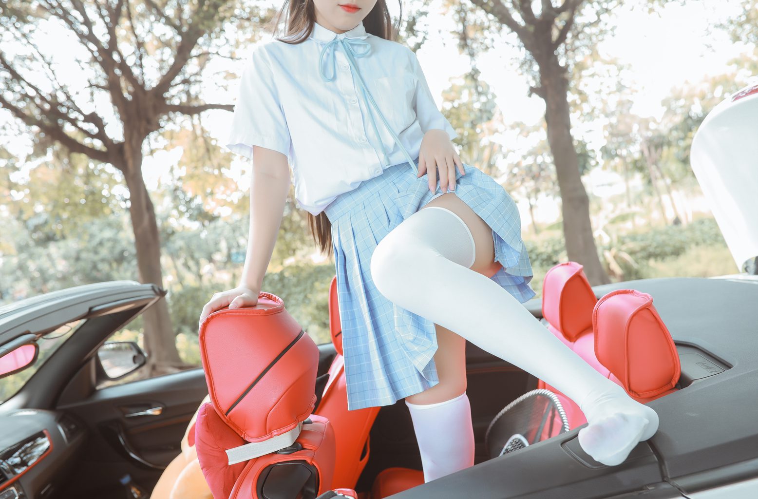 动漫博主@不呆猫 白丝过膝袜 [21P12V-209MB] 网红写真-第1张
