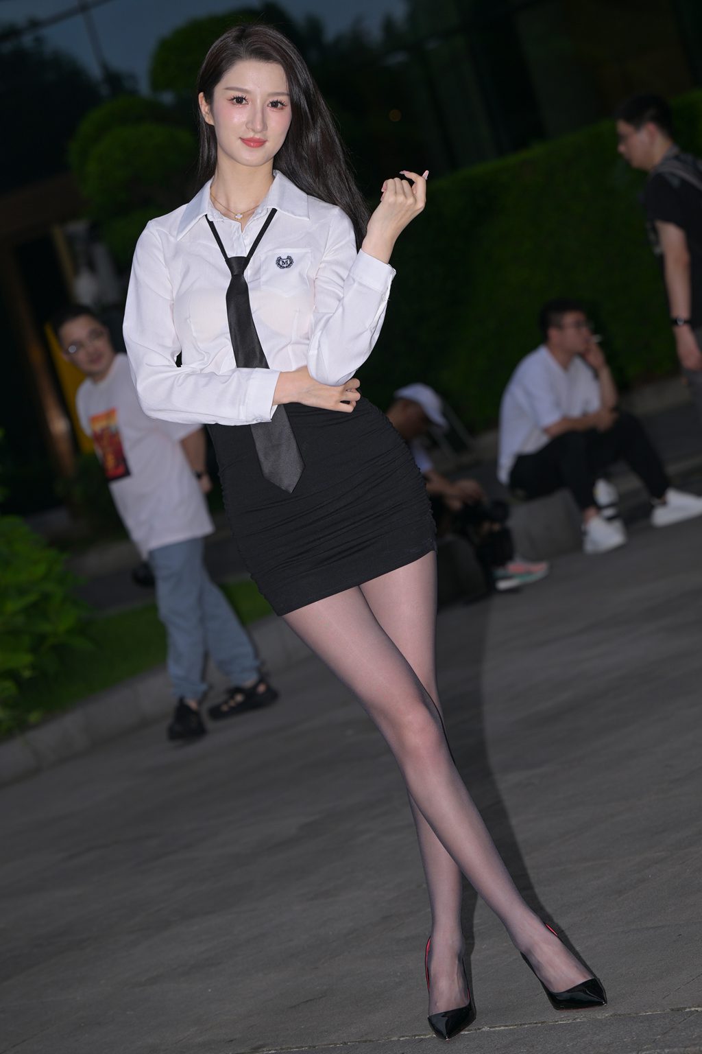 魔镜街拍 NO.362-精选街拍-黑丝包臀裙小姐姐[121P/3.41GB] 其它写真-第1张