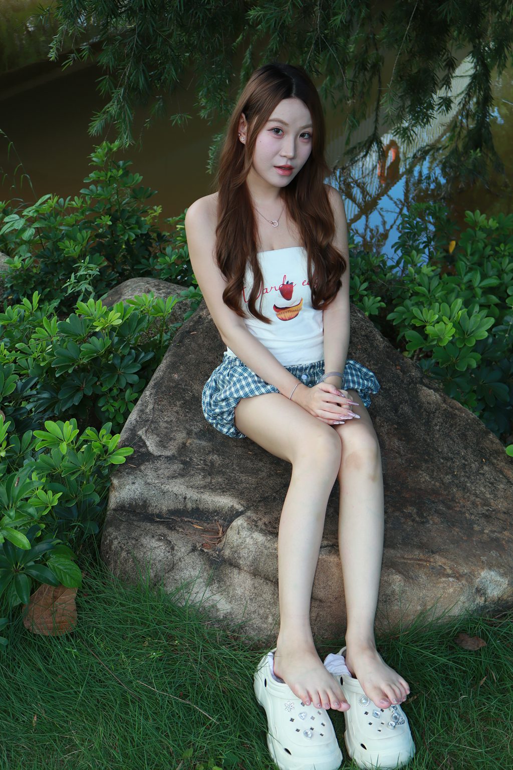 个人约拍 NO.009-11号作品 洞洞鞋船袜 [346P-54V-5.56G] 个人约拍-第1张