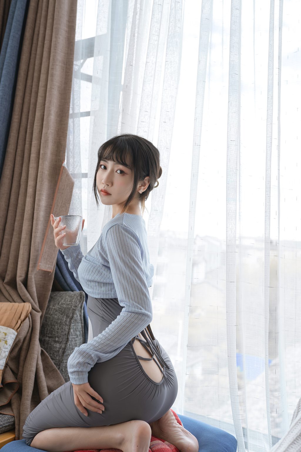 动漫博主@不呆猫 吉他妹妹[39P-3V-1.13GB] 网红写真-第1张
