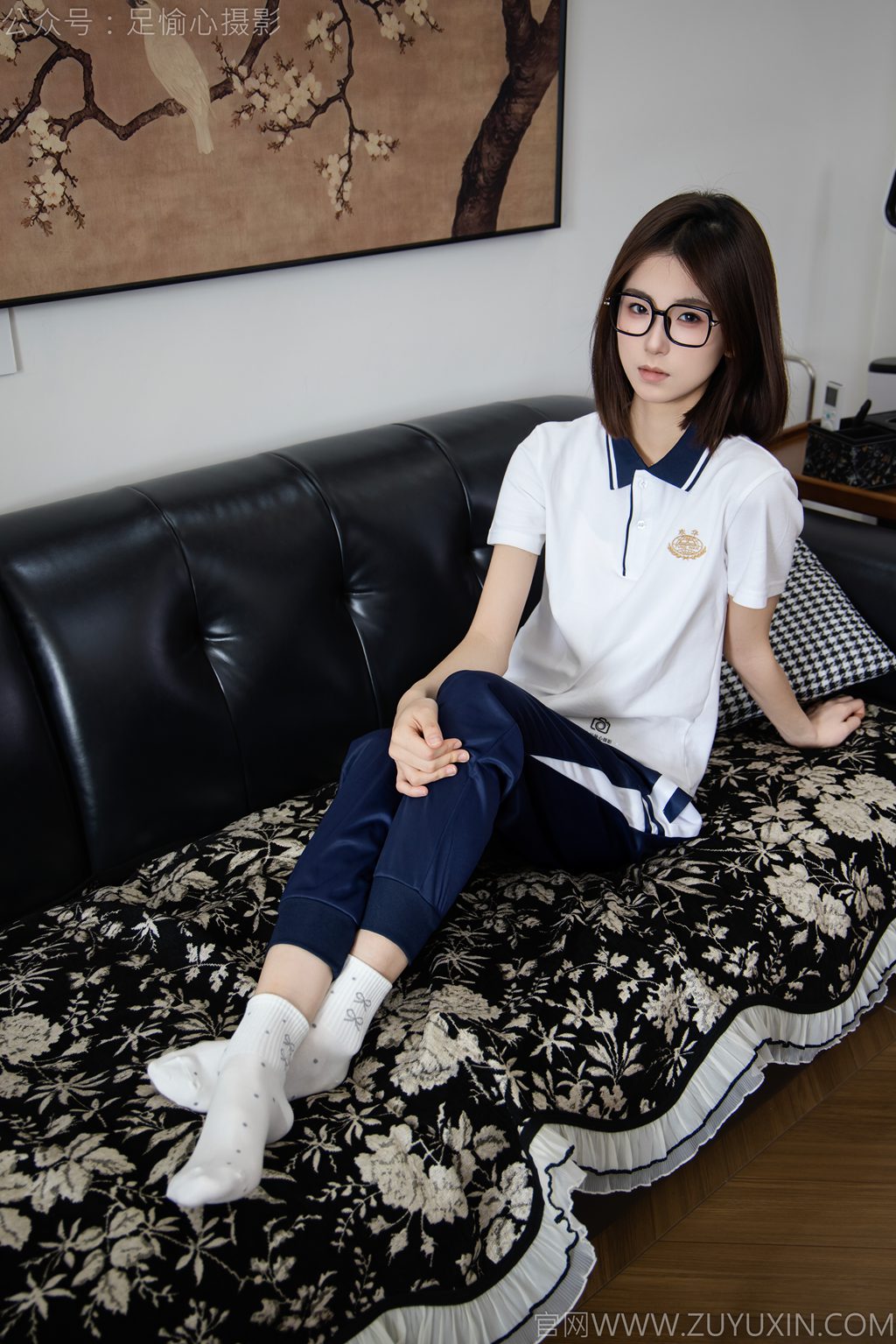[足愉心摄影] NO.087 模特小瑶（搭配：校服、帆布鞋、白色棉袜、裸足（完整版）[130P/2V/12.9G] 年费专享-第4张