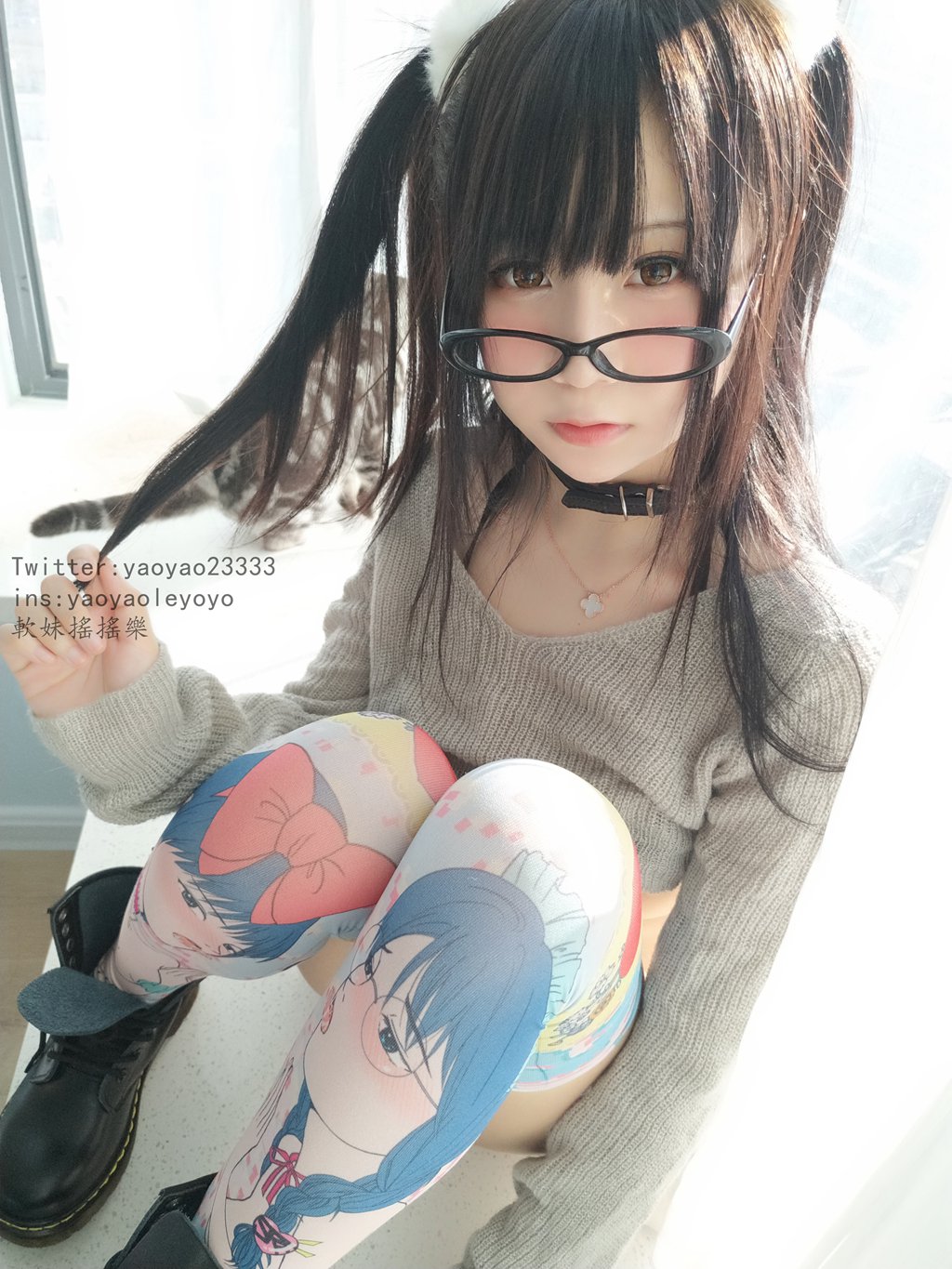 微博红人@摇摇乐yoyo 毛衣比基尼[124P+2V-1.22G] 网红写真-第3张