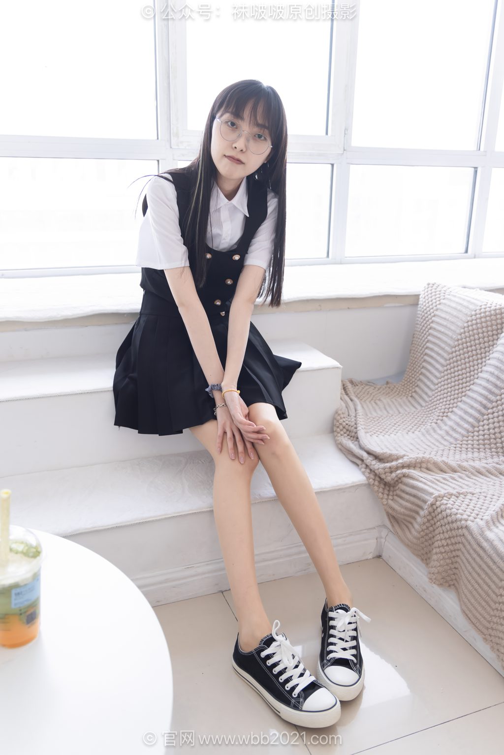 [BoBoSocks袜啵啵] NO.657 稚予-板鞋、帆布鞋、油亮薄肉丝、裸足、jk制服 [155P/1V/4.9GB] 年费专享-第3张