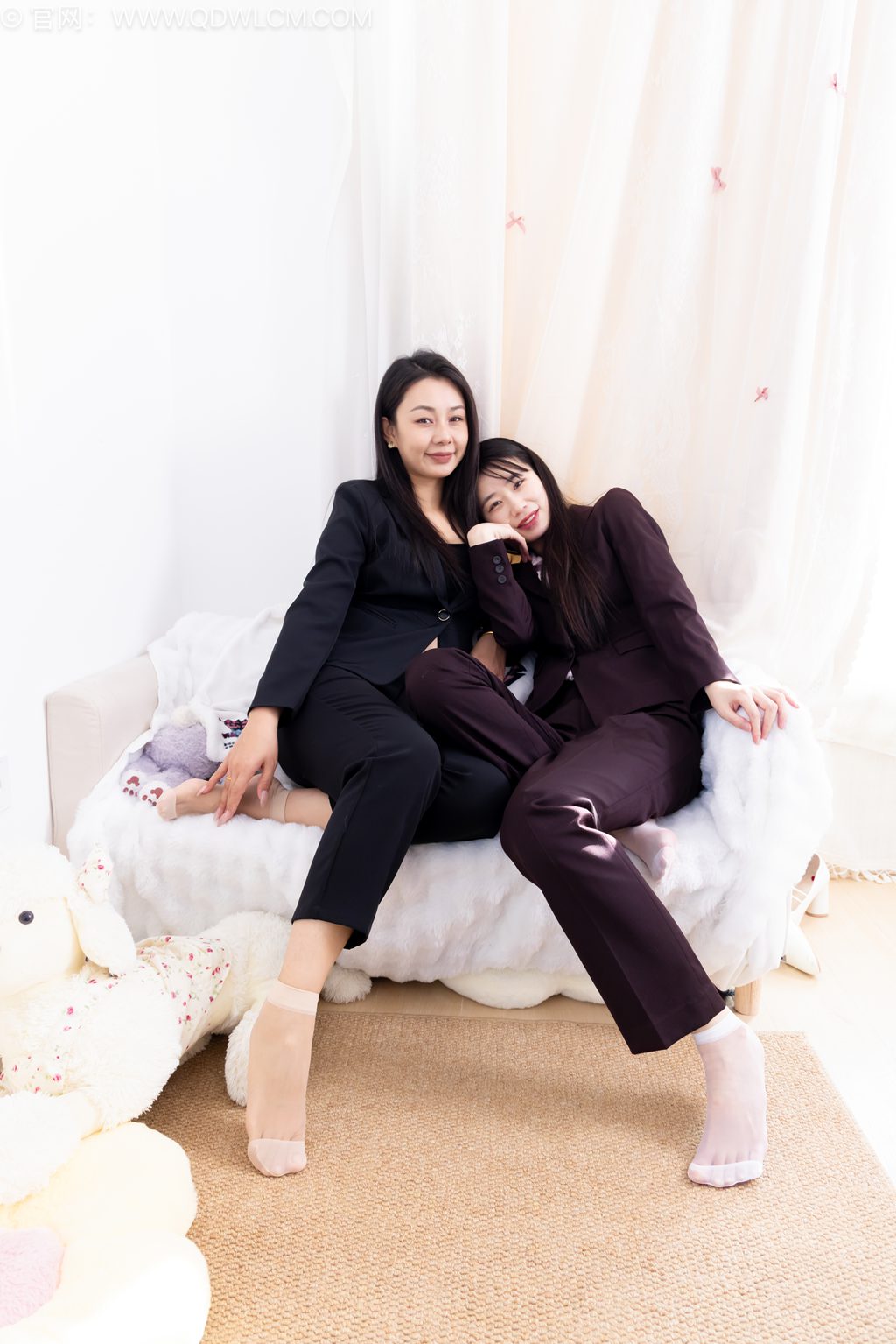勿恋传媒 NO.2667 菜菜&岚岚-流星划过夜空 [168P/1V/5.08GB] 其它写真-第3张