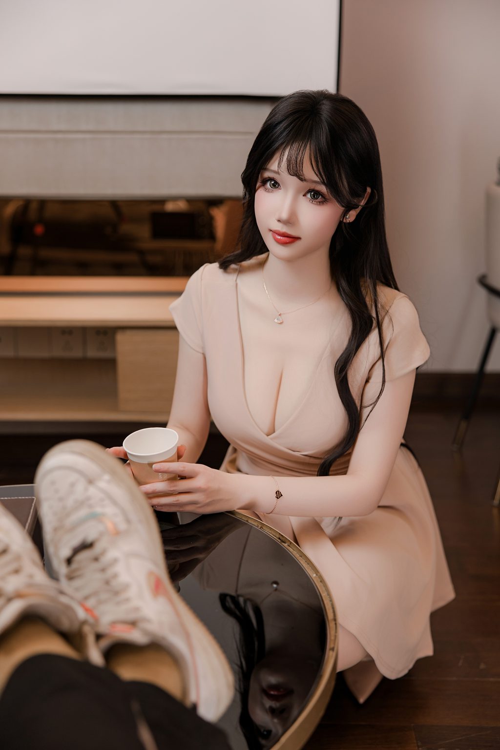 知名动漫博主@雪晴Astra 肉丝 洗浴店 [86P1V-1.48GB] 网红写真-第3张