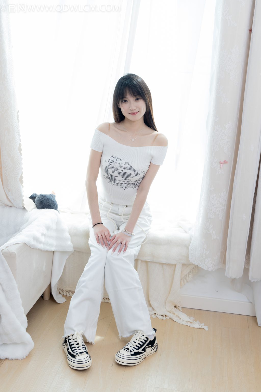 物恋传媒 NO.2670 山奈-橙光映窗 [156P/1V/3.95GB] 其它写真-第3张