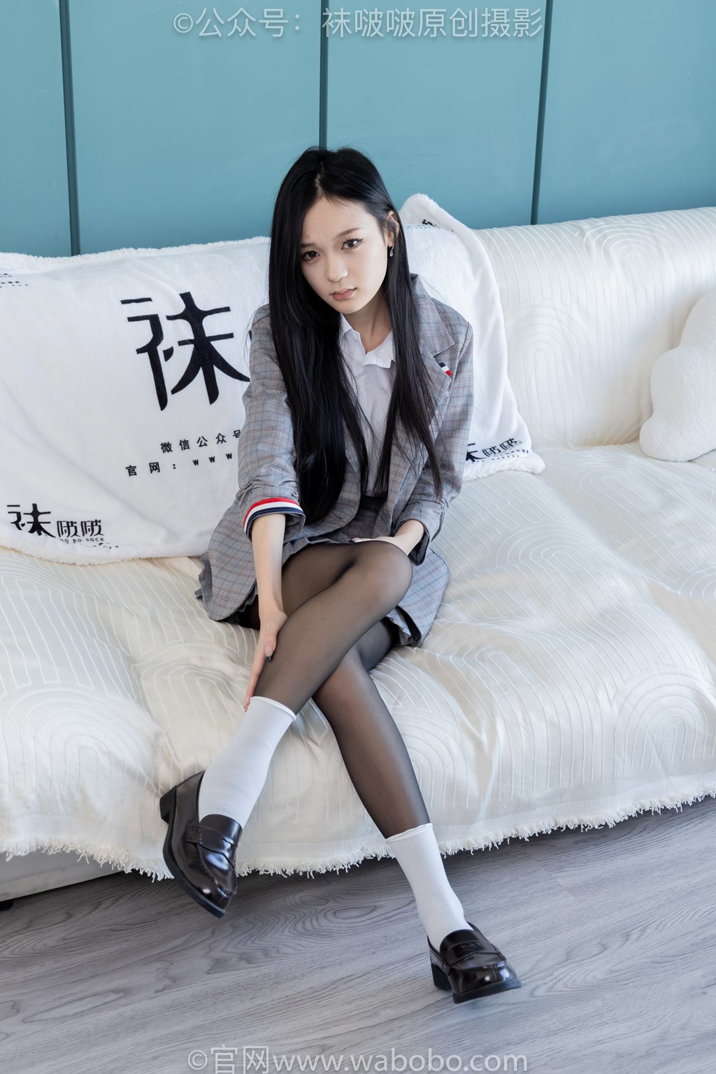 [BoBoSocks袜啵啵] NO.646 焦糖-皮鞋、白棉袜、薄嘿丝 [163P/1V/7.65GB] 年费专享-第2张