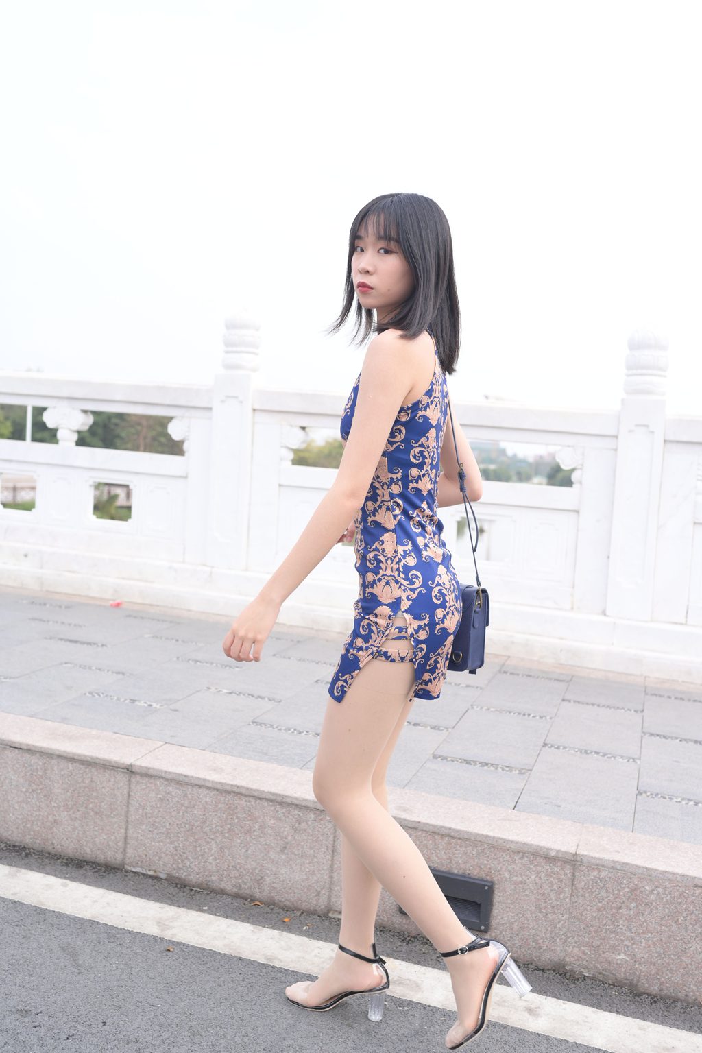 魔镜街拍 NO.420-精选街拍-英俊蓝色旗袍[342P/2.55GB] 其它写真-第1张