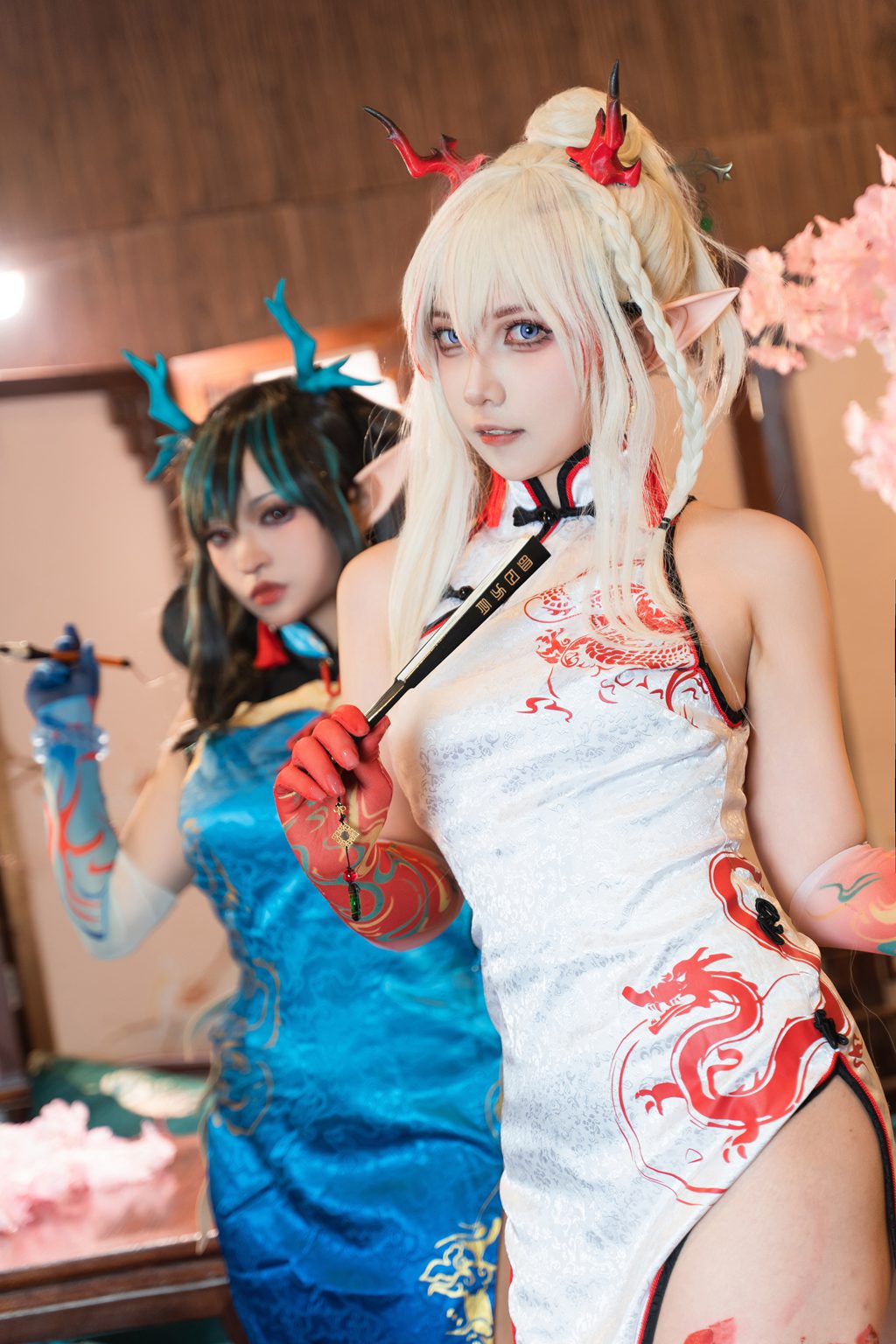 动漫博主@小和甜酒 明日方舟年夕旗袍双人御守 [199P/1.19G] 网红写真-第1张