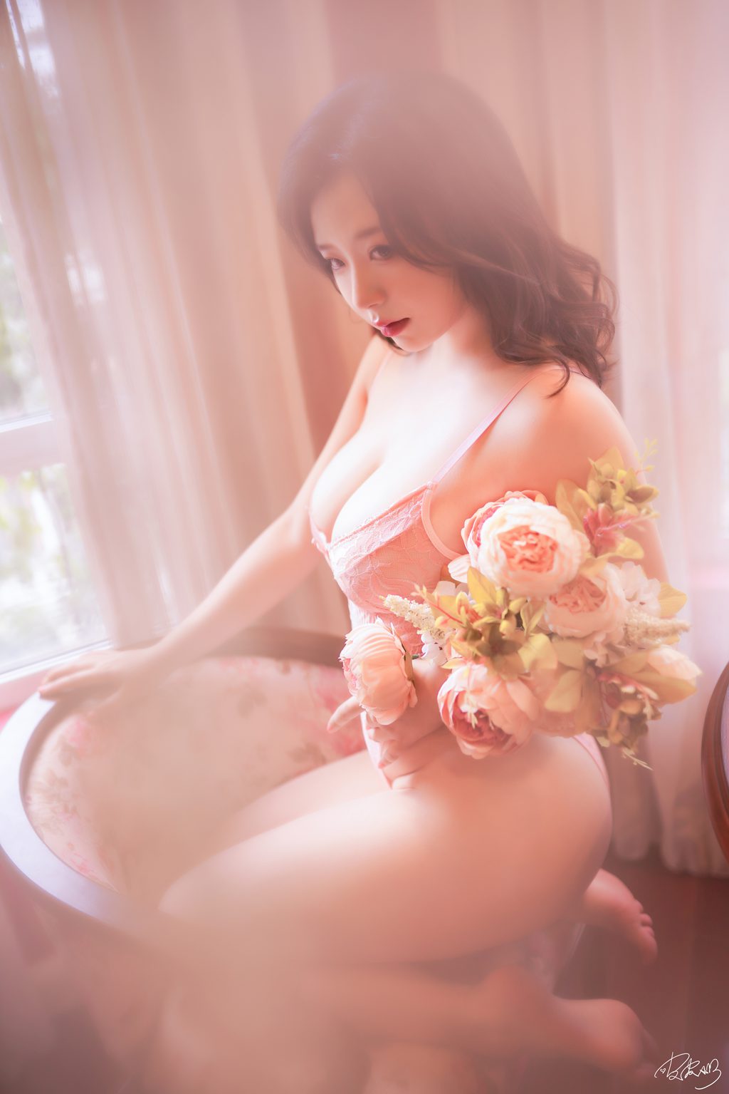 微博人气博主@皮皮奶可可爱了-复古连体 [24P-371MB] 网红写真-第1张