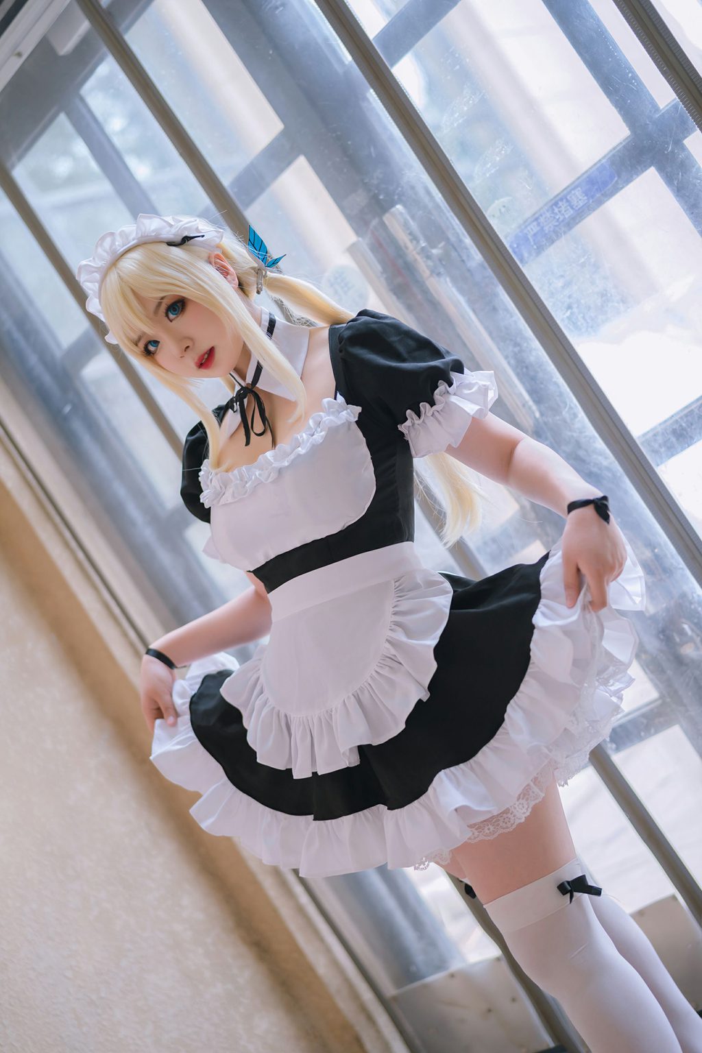 微博人气博主@皮皮奶可可爱了-柏崎星奈女仆 [35P-85MB] 网红写真-第4张