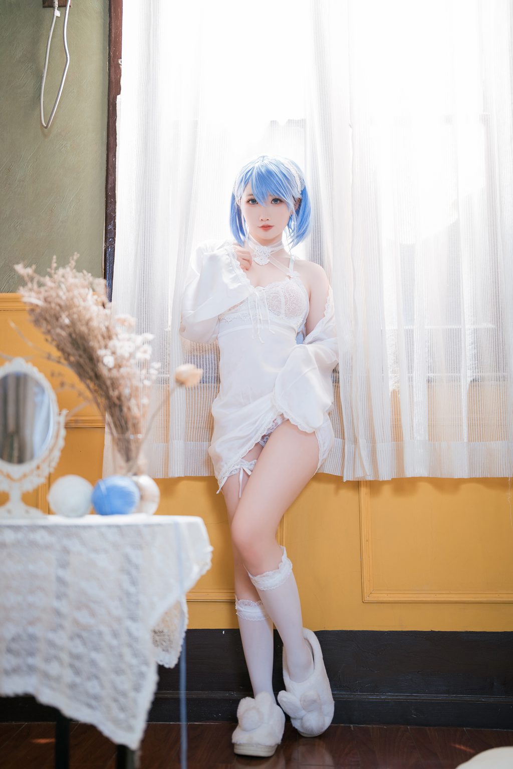 人气动漫Coser@面饼仙儿 碧蓝航线 恰巴耶夫睡衣[43P-414M] 网红写真-第3张