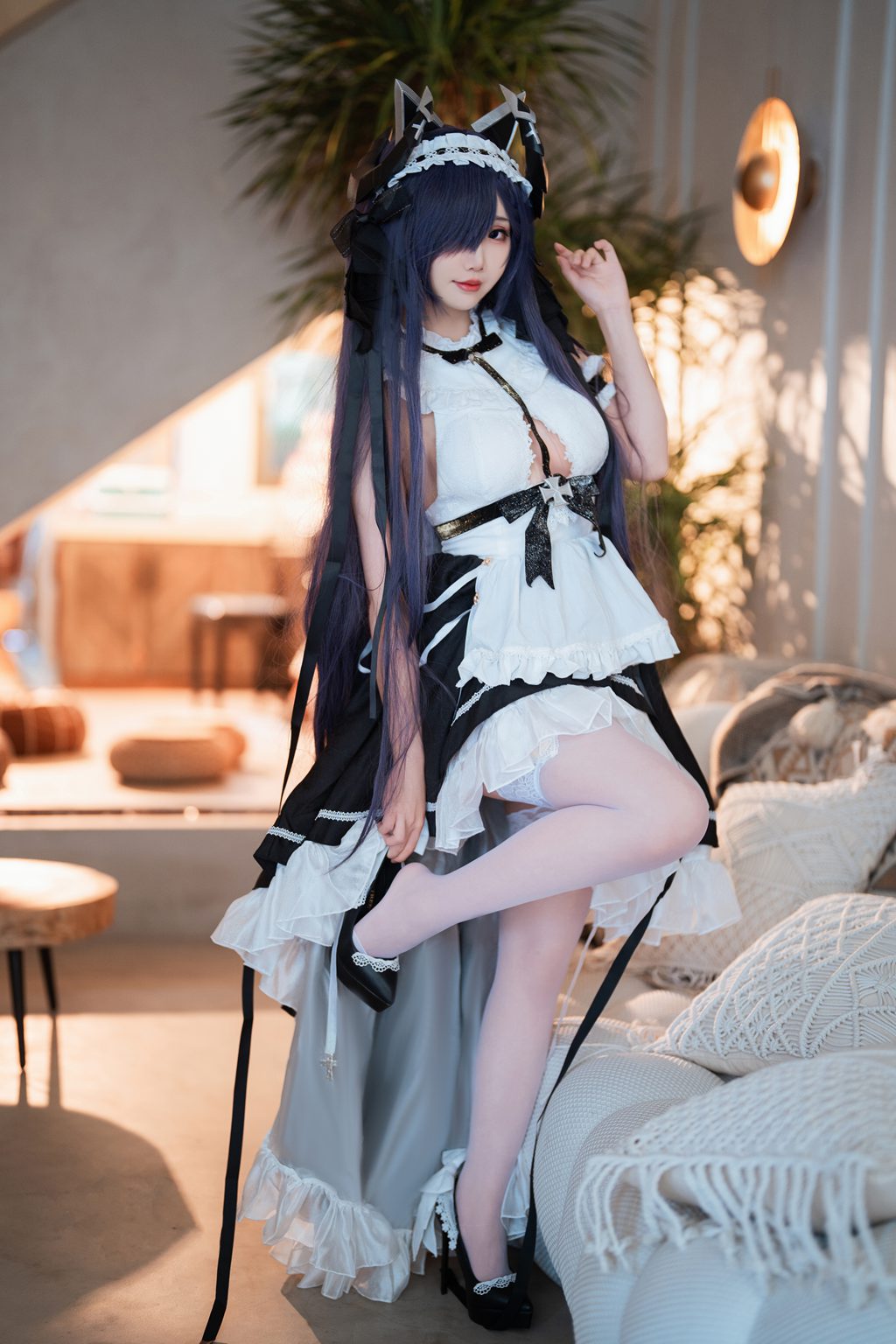 人气动漫Coser@面饼仙儿 碧蓝航线 奥古斯特 女仆[44P-571M] 网红写真-第3张