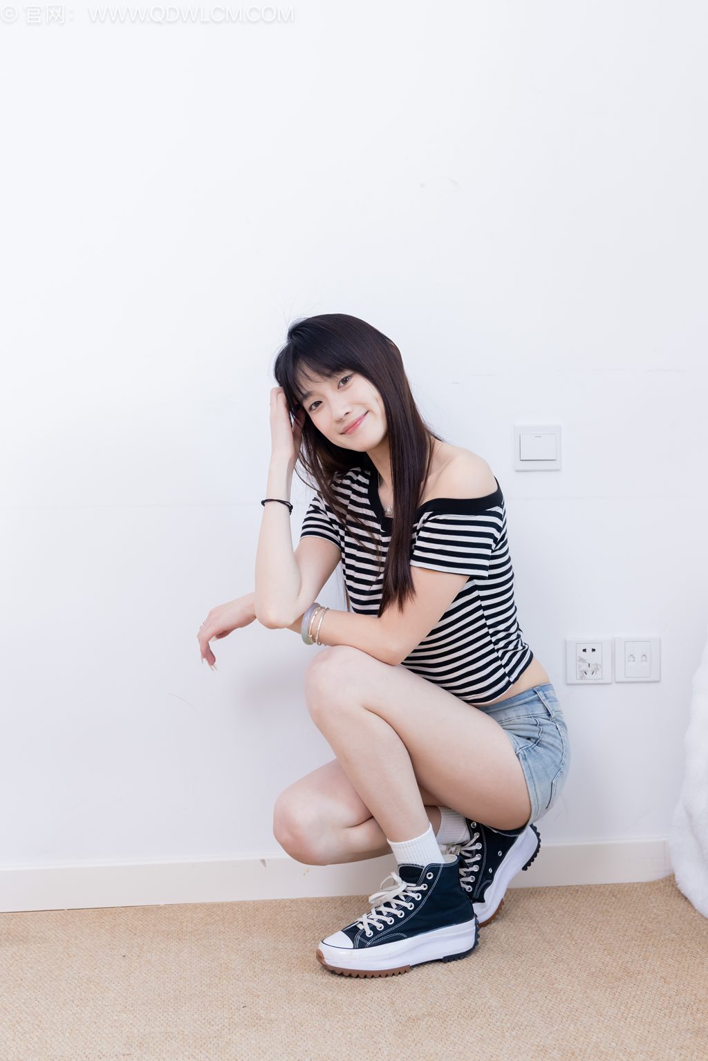 物恋传媒 NO.2687 山奈-昨晚微雨 [158P/1V/3.36G] 其它写真-第3张