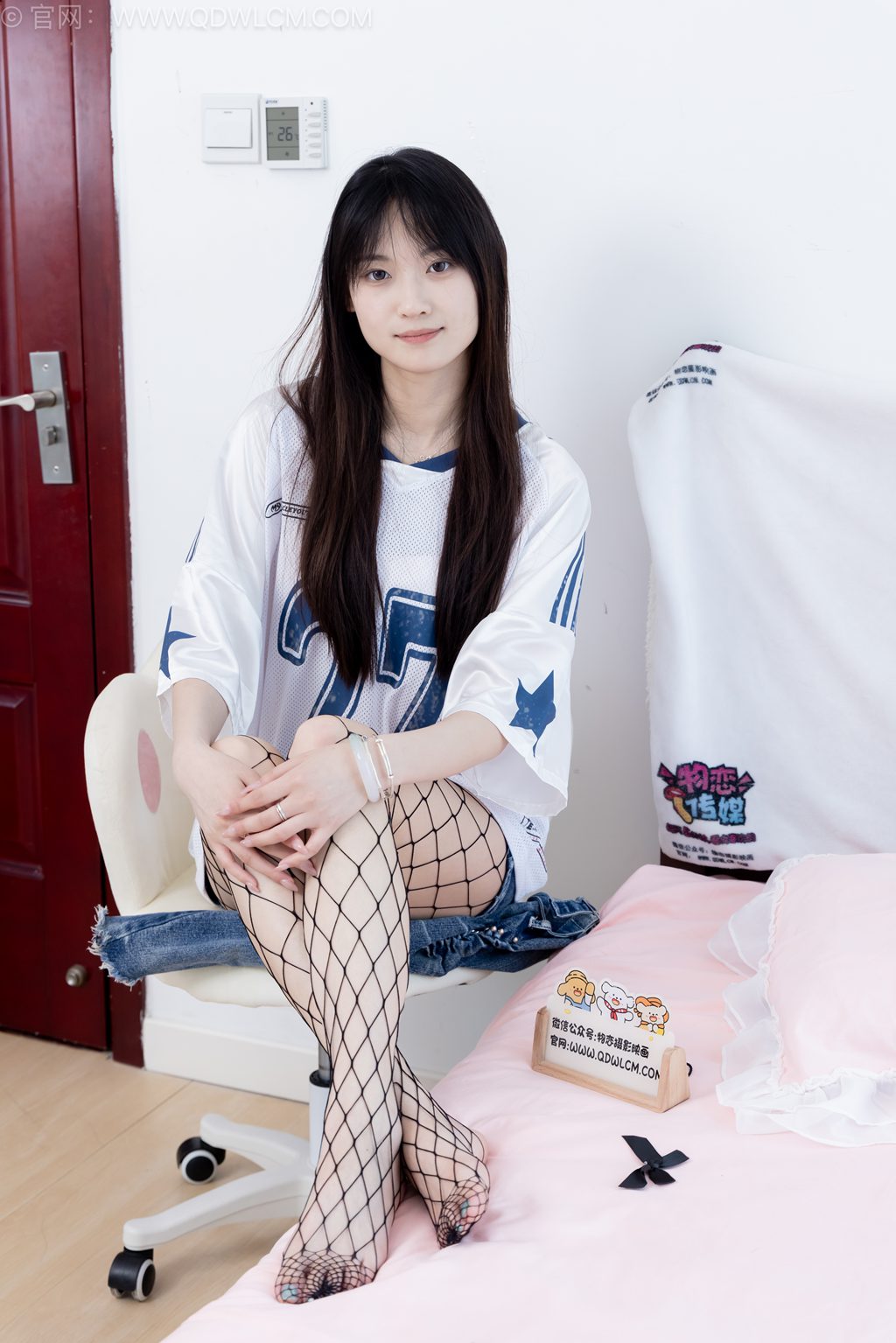 物恋传媒 NO.2694 山奈-太阳升起 [153P/1V/3.68G] 其它写真-第3张