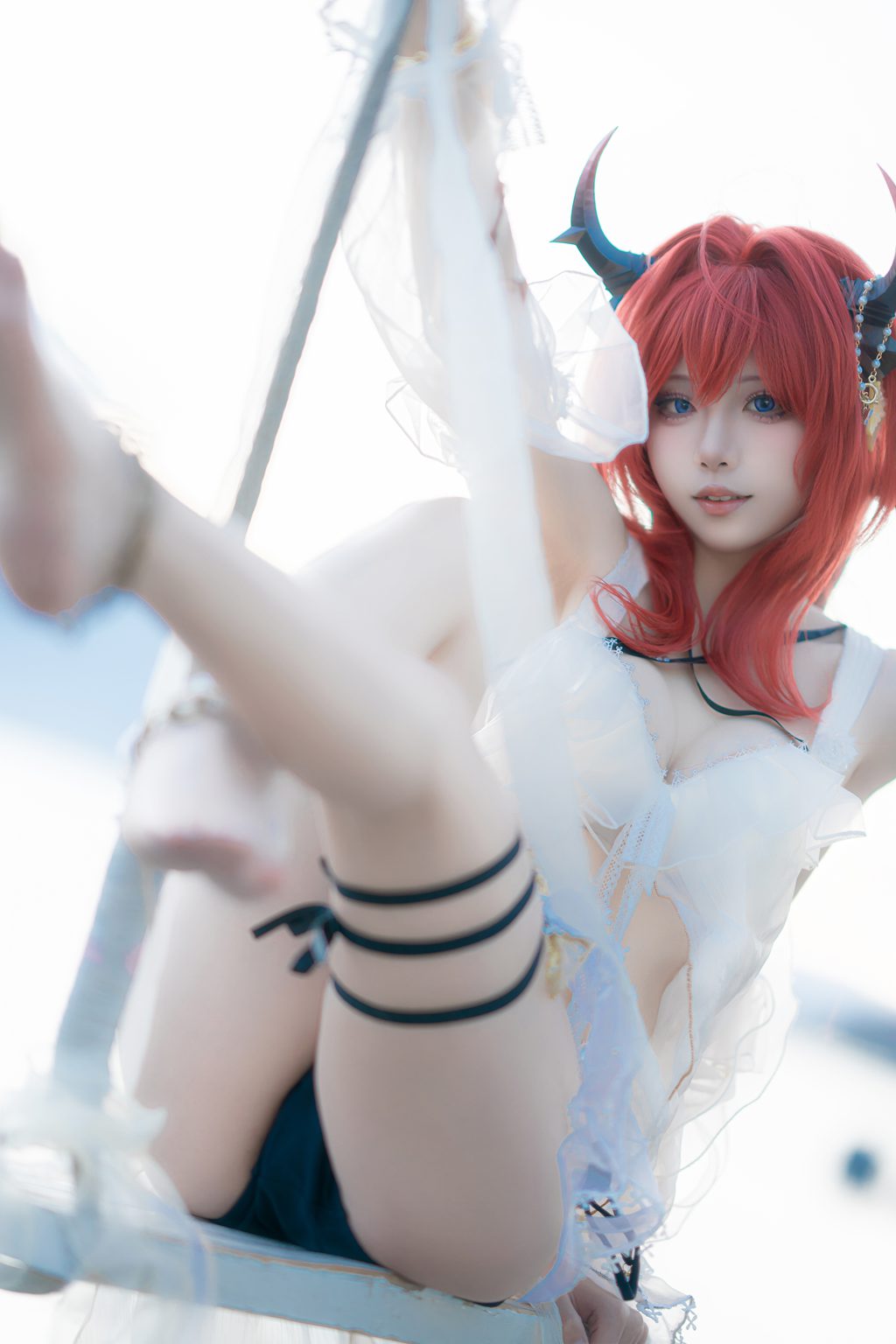 动漫博主@纸悦Etsu_ko 明日方舟 史尔特尔泳装[35P-277M] 网红写真-第3张