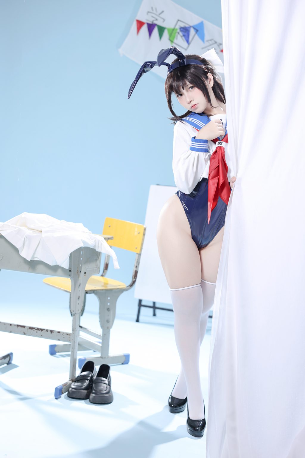 动漫博主@G44不会受伤  水手服兔女郎咖啡厅 [27P-263MB] 网红写真-第3张