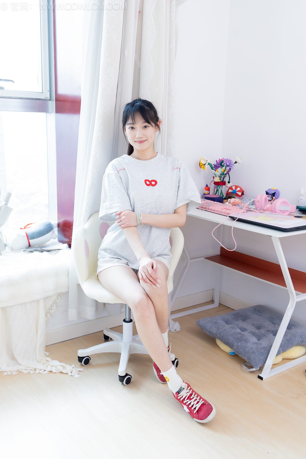 物恋传媒 NO.2680 山奈-充满阳光 [155P/1V/3.24G] 其它写真-第2张