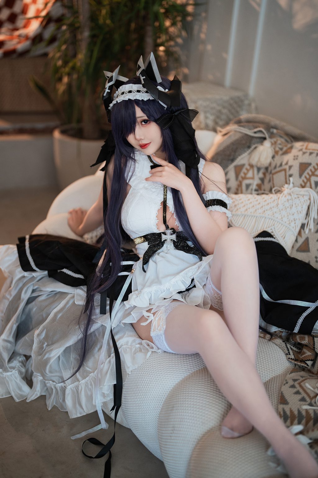 人气动漫Coser@面饼仙儿 碧蓝航线 奥古斯特 女仆[44P-571M] 网红写真-第2张
