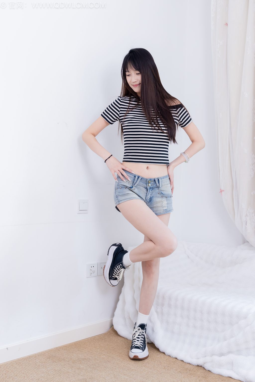 物恋传媒 NO.2687 山奈-昨晚微雨 [158P/1V/3.36G] 其它写真-第2张