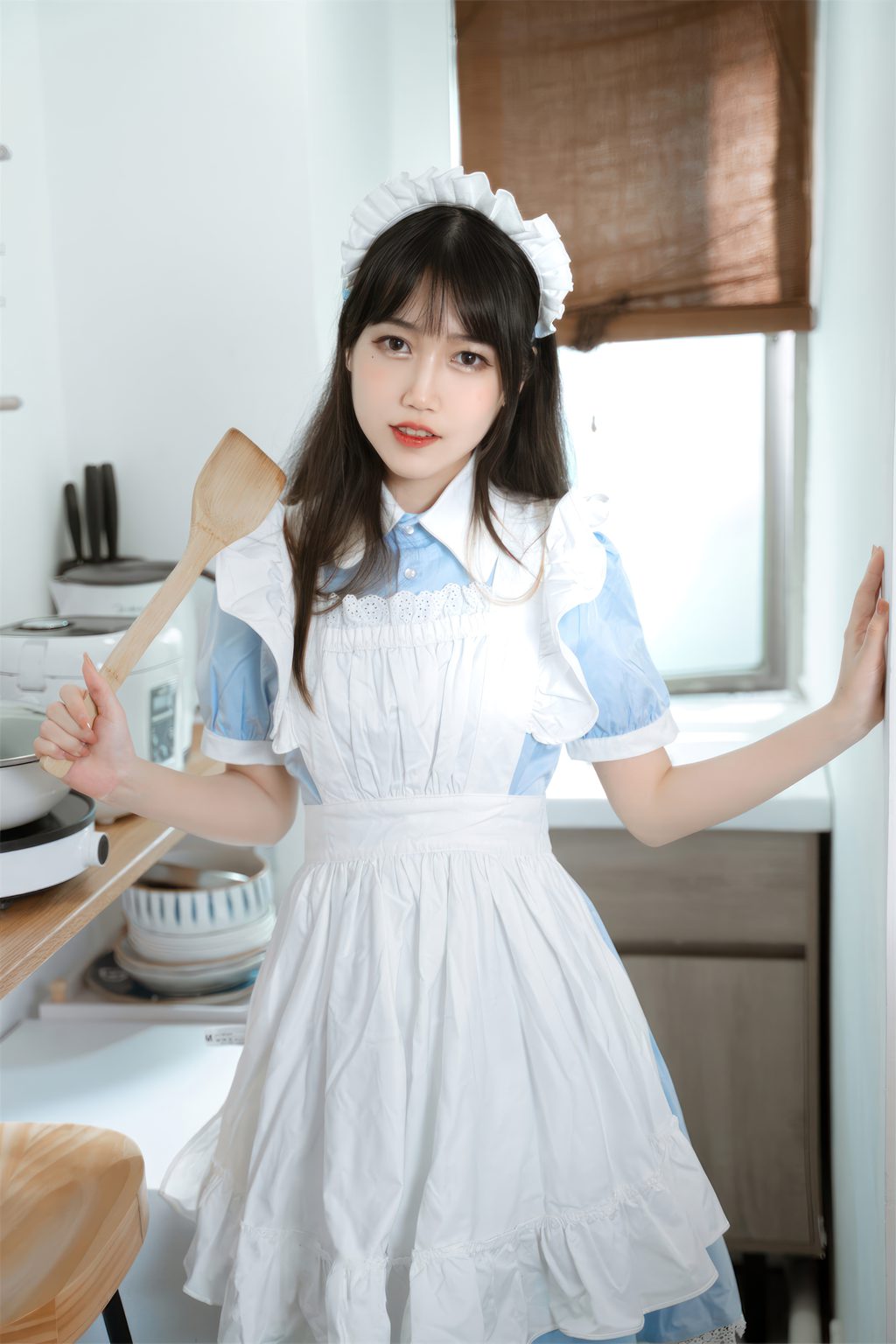 动漫博主@不呆猫 厨房小女仆[35P-212.5M] 网红写真-第1张