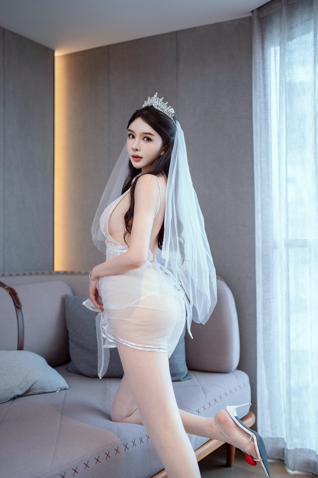 秀人模特@李丽莎–内购无水印-在逃公主[91P-3.77GB] 年费专享-第3张