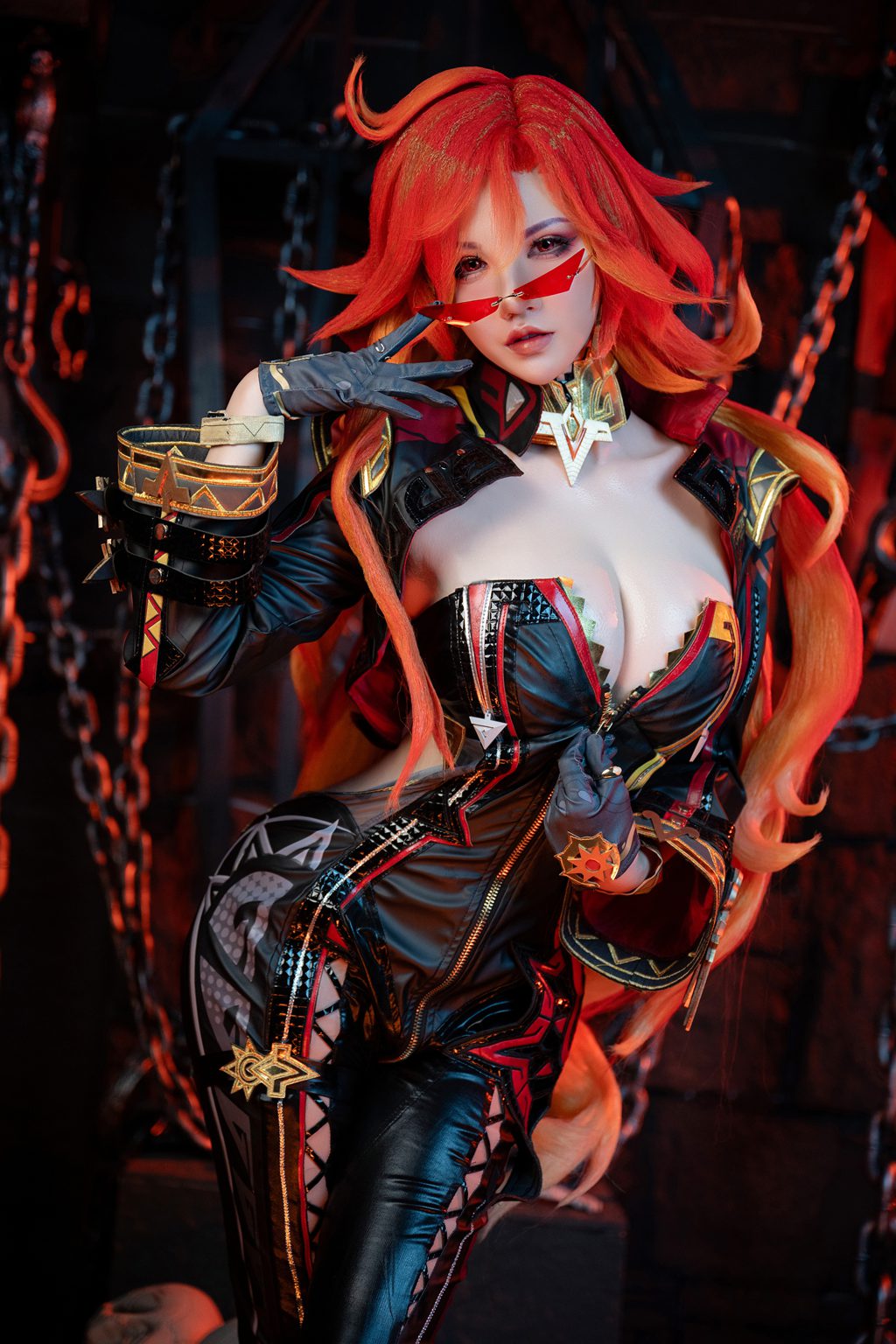 微博人气Coser@阿薰kaOri 火神玛薇卡 [213P1V-2.64GB] 网红写真-第1张