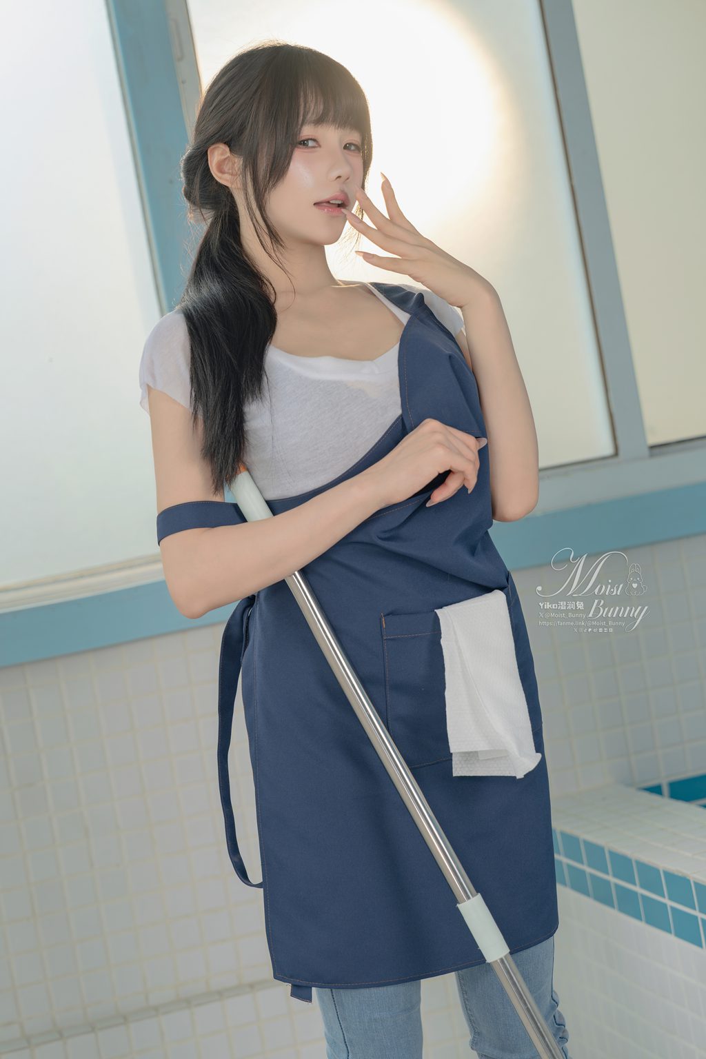网紅博主@咬一口兔娘(黏黏团子兔) 钱汤の女将 [108P/2V/2.79G] 网红写真-第1张
