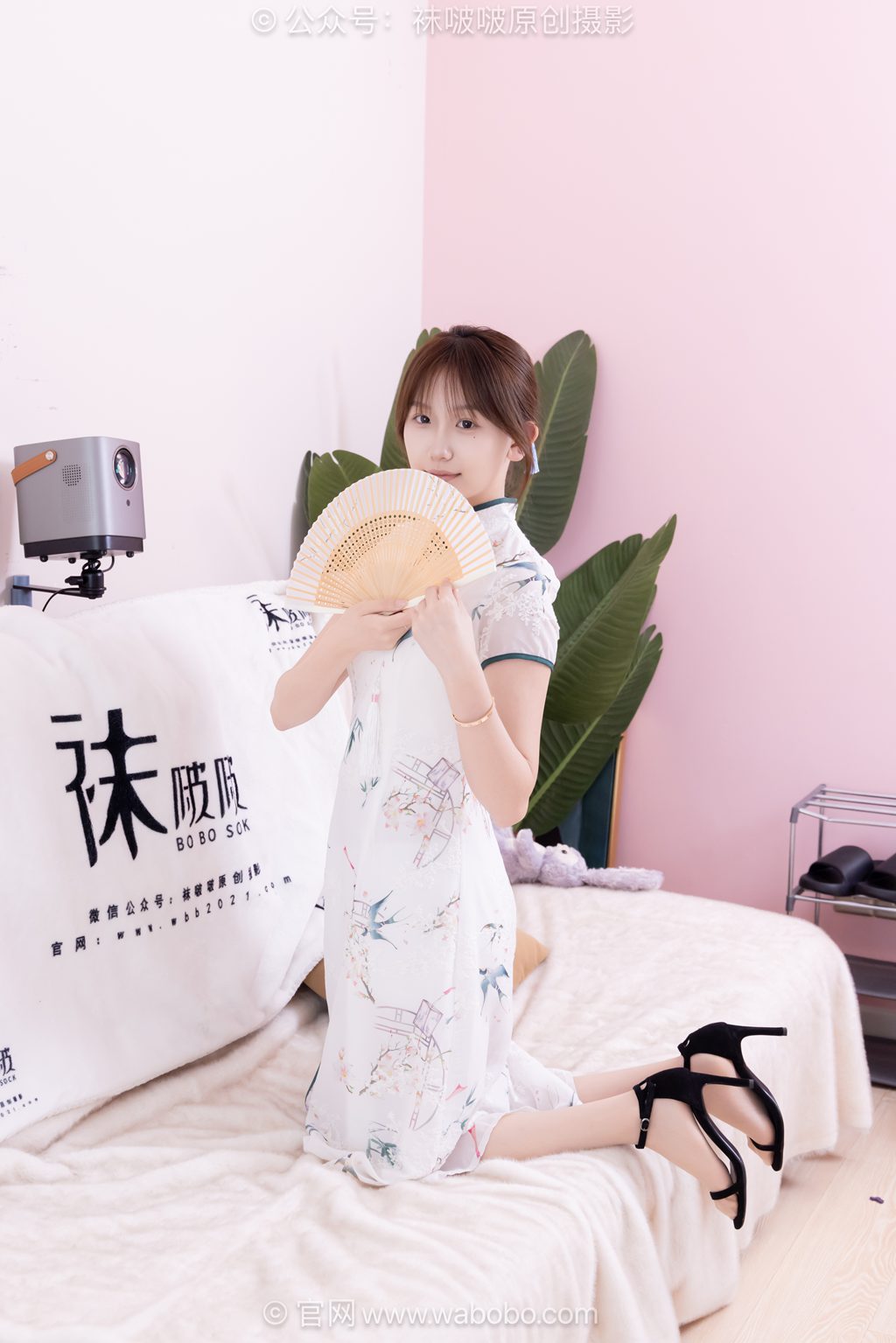 [BoBoSocks袜啵啵] NO.698 香菜 三双高跟鞋、薄肉丝（脚尖透明款）裸足 [155P/1V/6.43GB] 年费专享-第2张