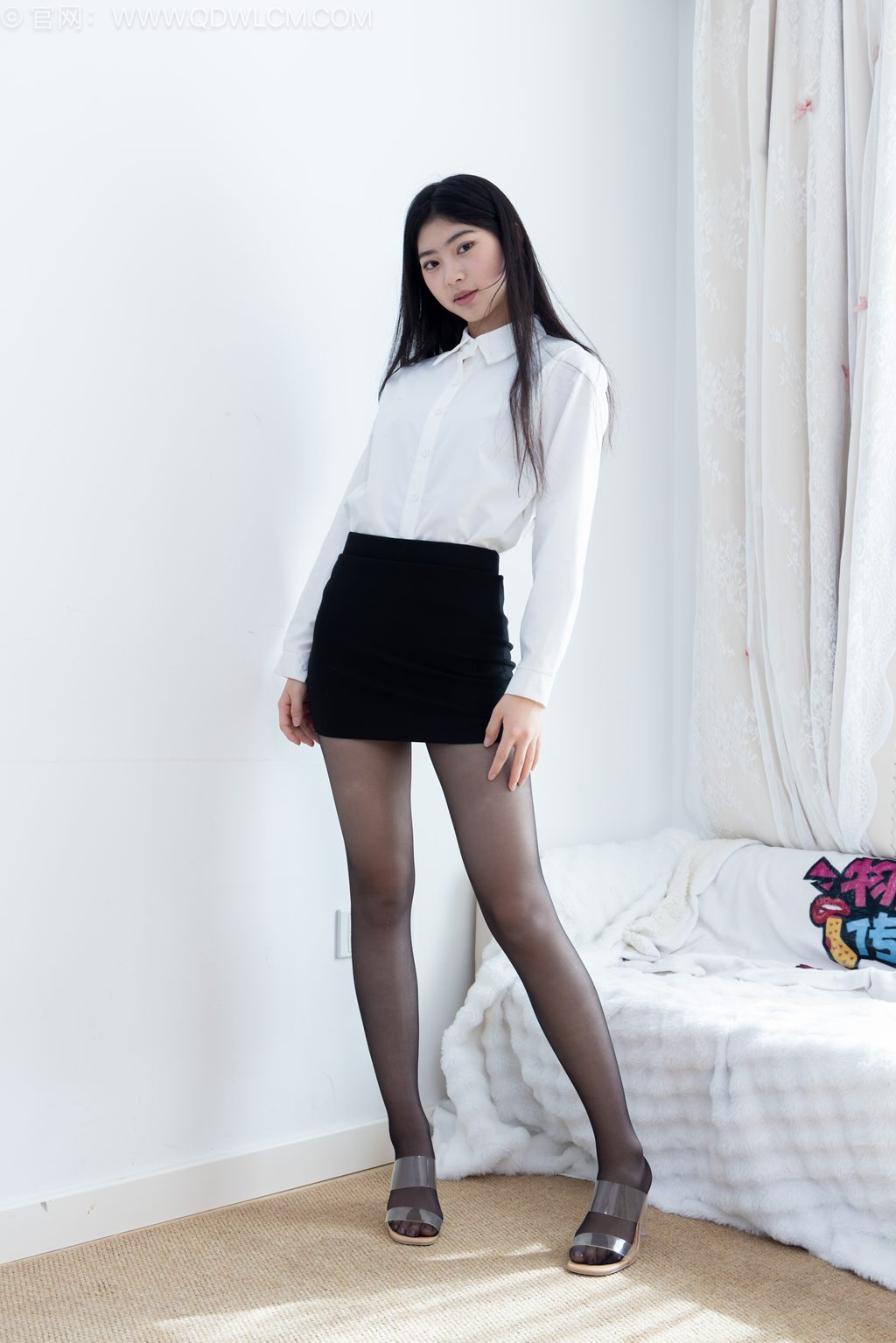 物恋传媒 NO.2710 包包-及时行乐 [265P/1V/5.07G] 其它写真-第2张