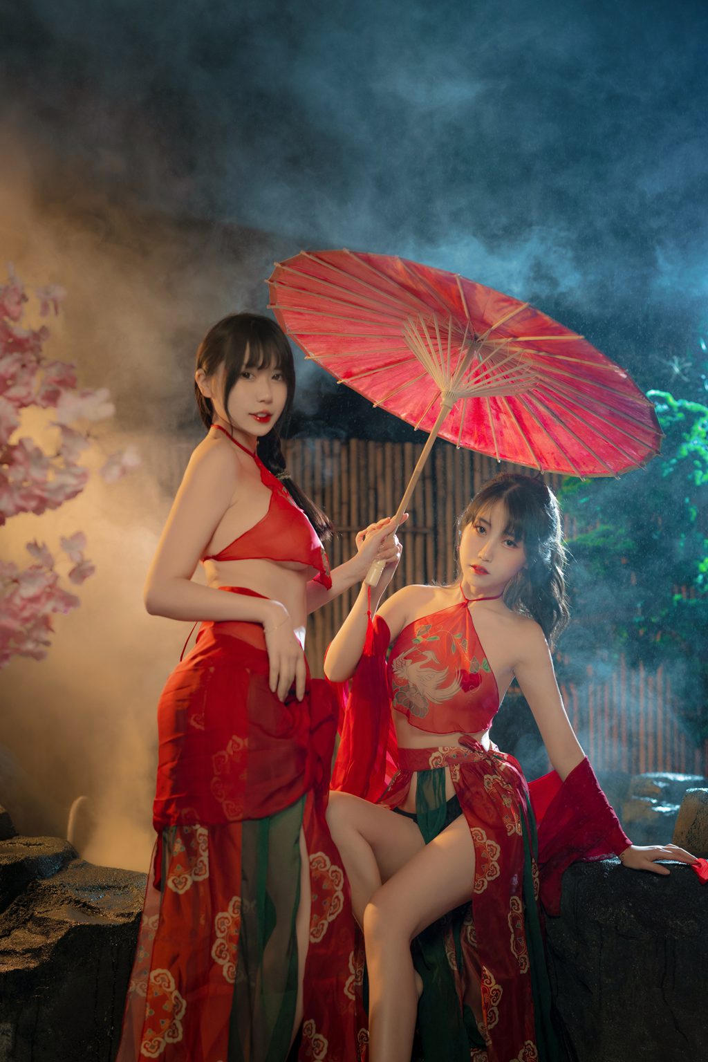 动漫博主@不呆猫&Tina很妖孽呀 古风双人[16P-226.3M] 网红写真-第1张
