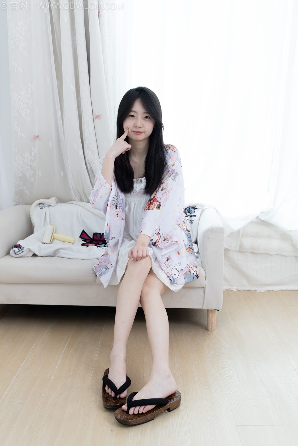 物恋传媒 NO.2715 萌萌-恋与樱花 [197P/1V/5.64G] 其它写真-第3张