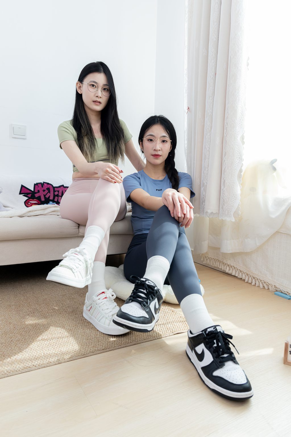物恋传媒 NO.2720 贝壳&辣辣-瑜珈库里丝 [310P/3V/12.8G] 其它写真-第2张