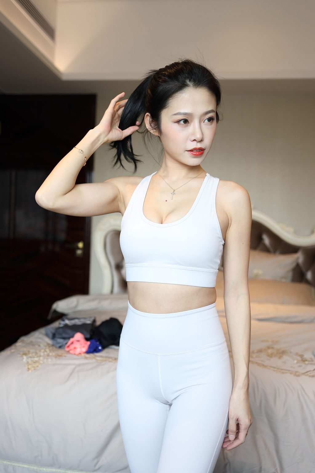 魔镜街拍 NO.615-精选街拍-白色瑜伽裤健身房模拍[317P/2.01GB] 其它写真-第4张