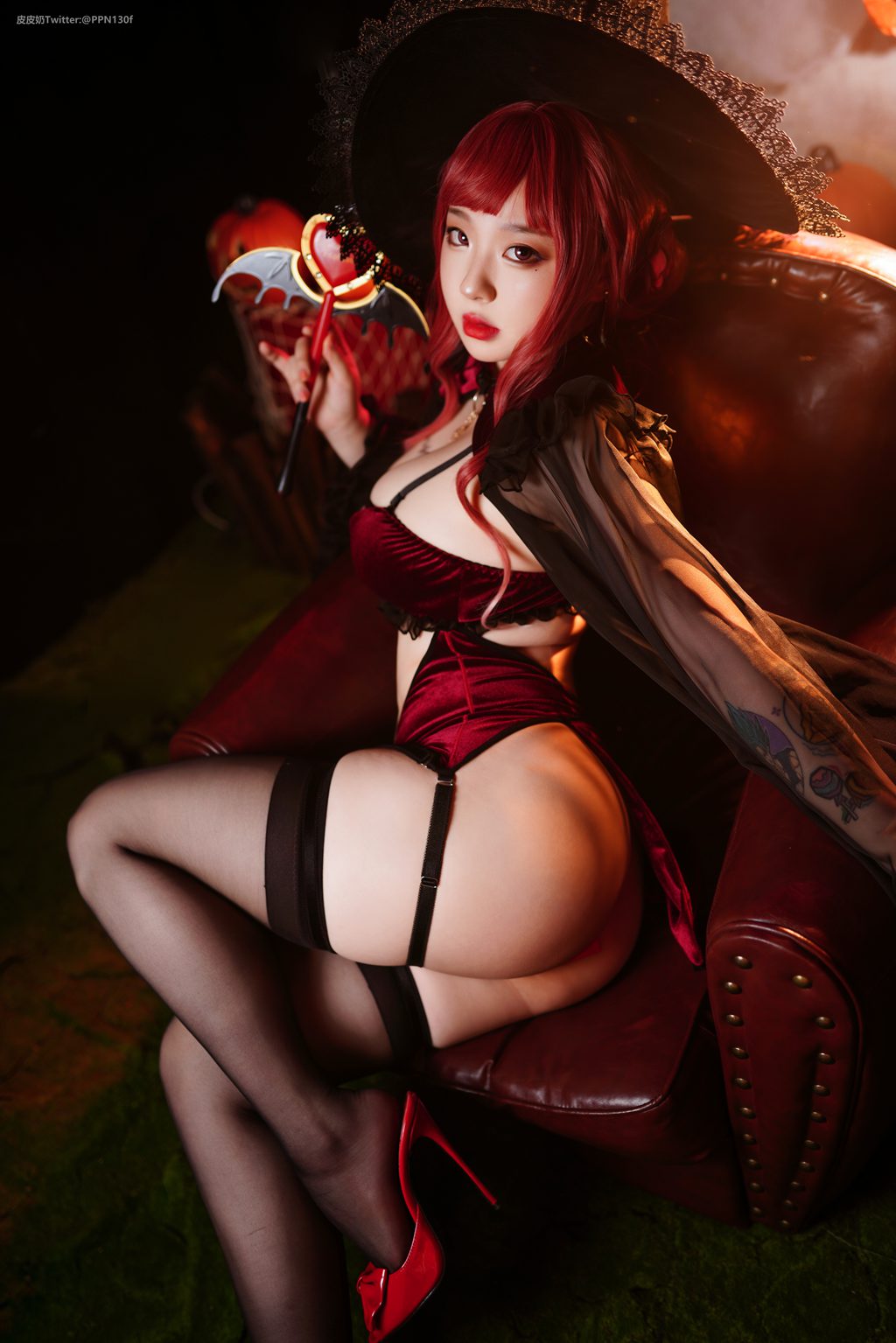 微博人气博主@皮皮奶可可爱了-万圣节女巫 [48P-504MB] 网红写真-第4张
