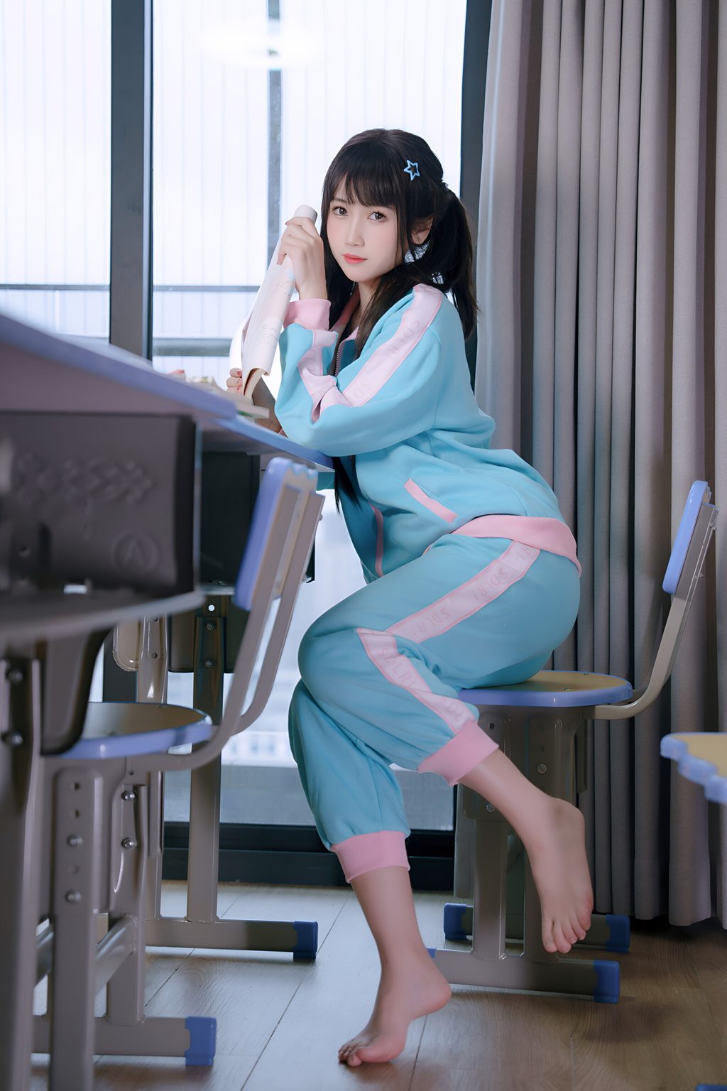 动漫博主@不呆猫  涂油教室实习生[77P-1V-1.19G] 网红写真-第1张