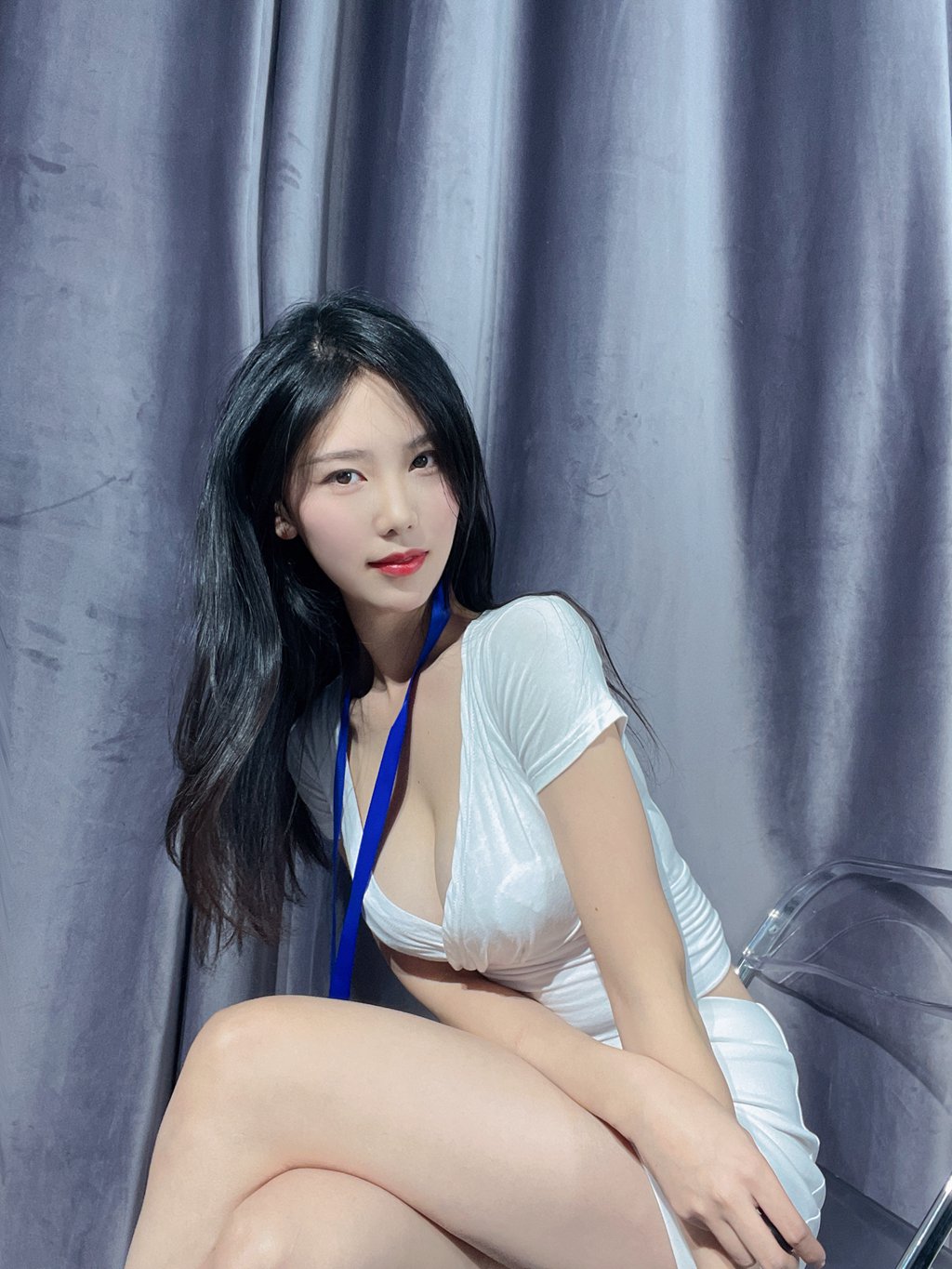 微博人气Coser@抖娘-利世 实习生 [18P／59MB] 网红写真-第1张