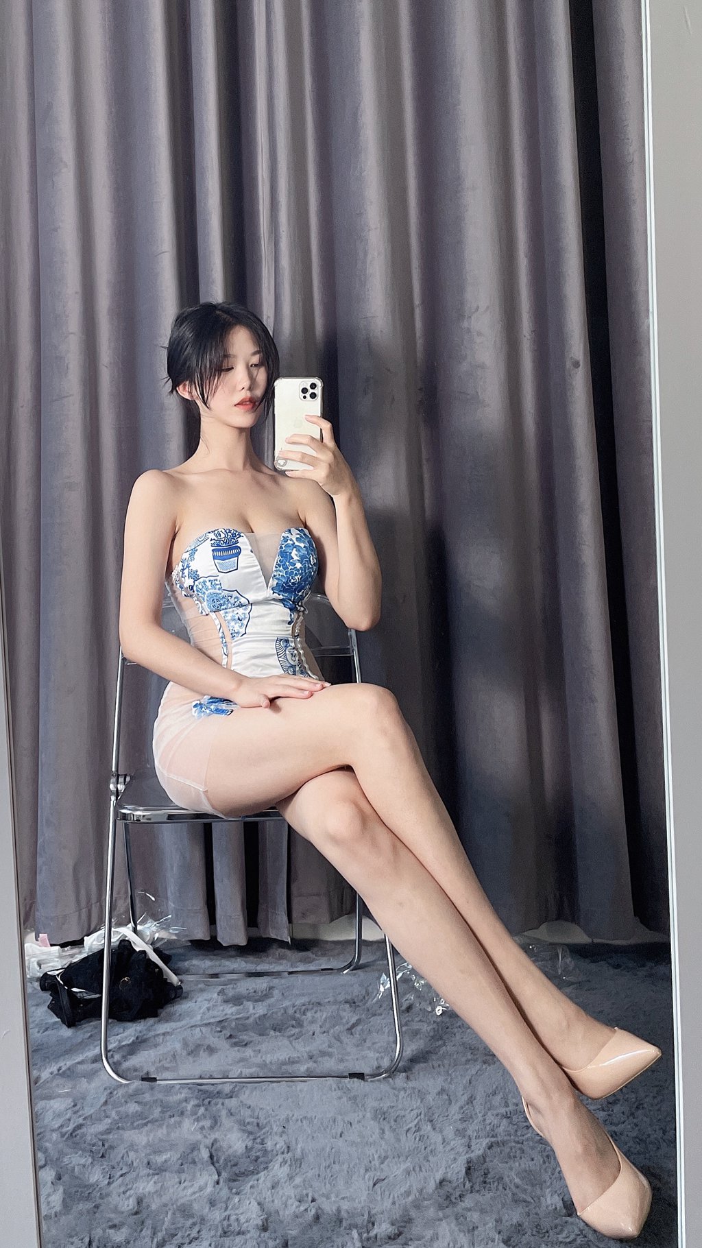 微博人气Coser@抖娘-利世 青花瓷旗袍 [16P／71MB] 网红写真-第4张