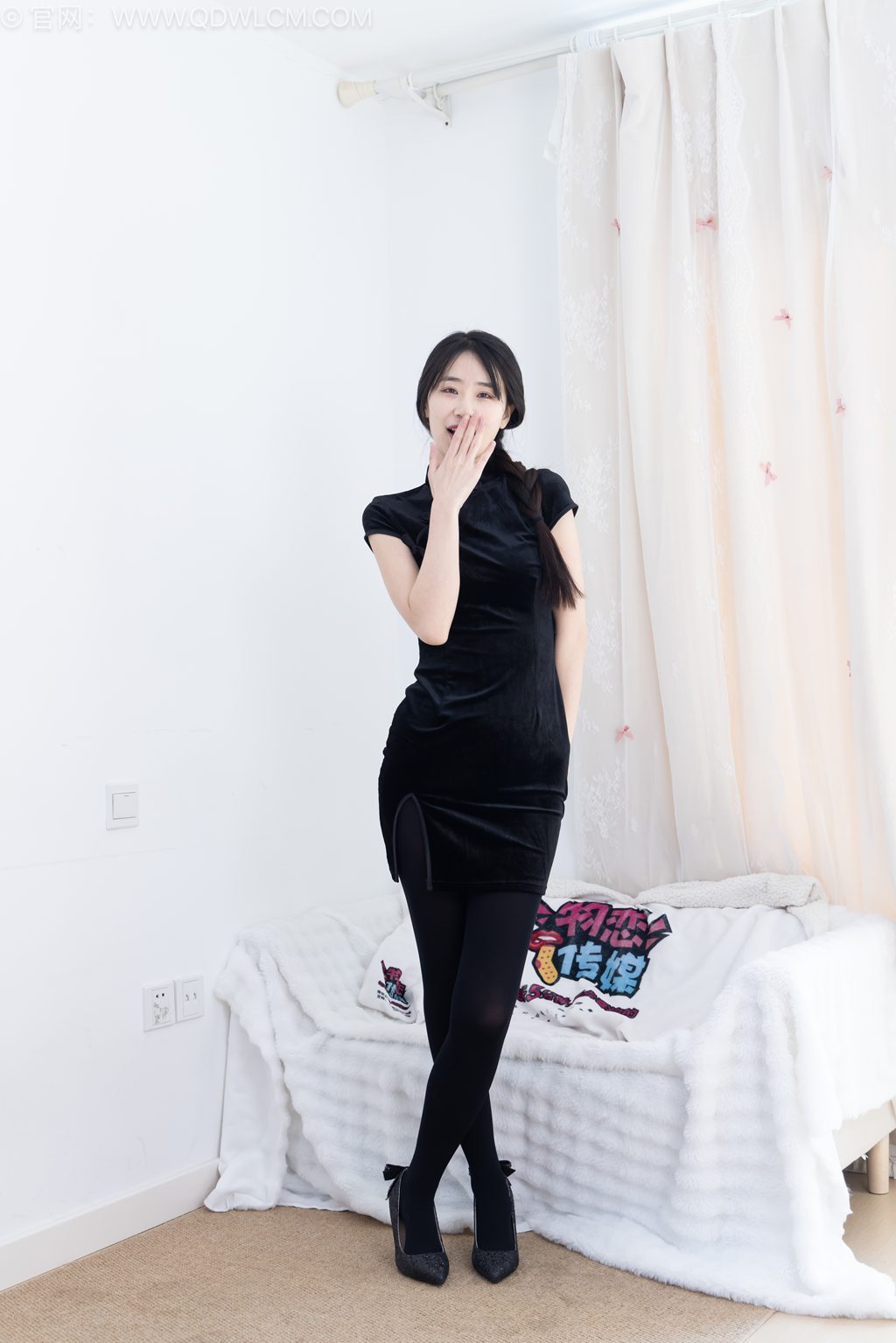 物恋传媒 NO.2743 菜菜-风雨潇潇 [162P/1V/3.17G] 其它写真-第1张