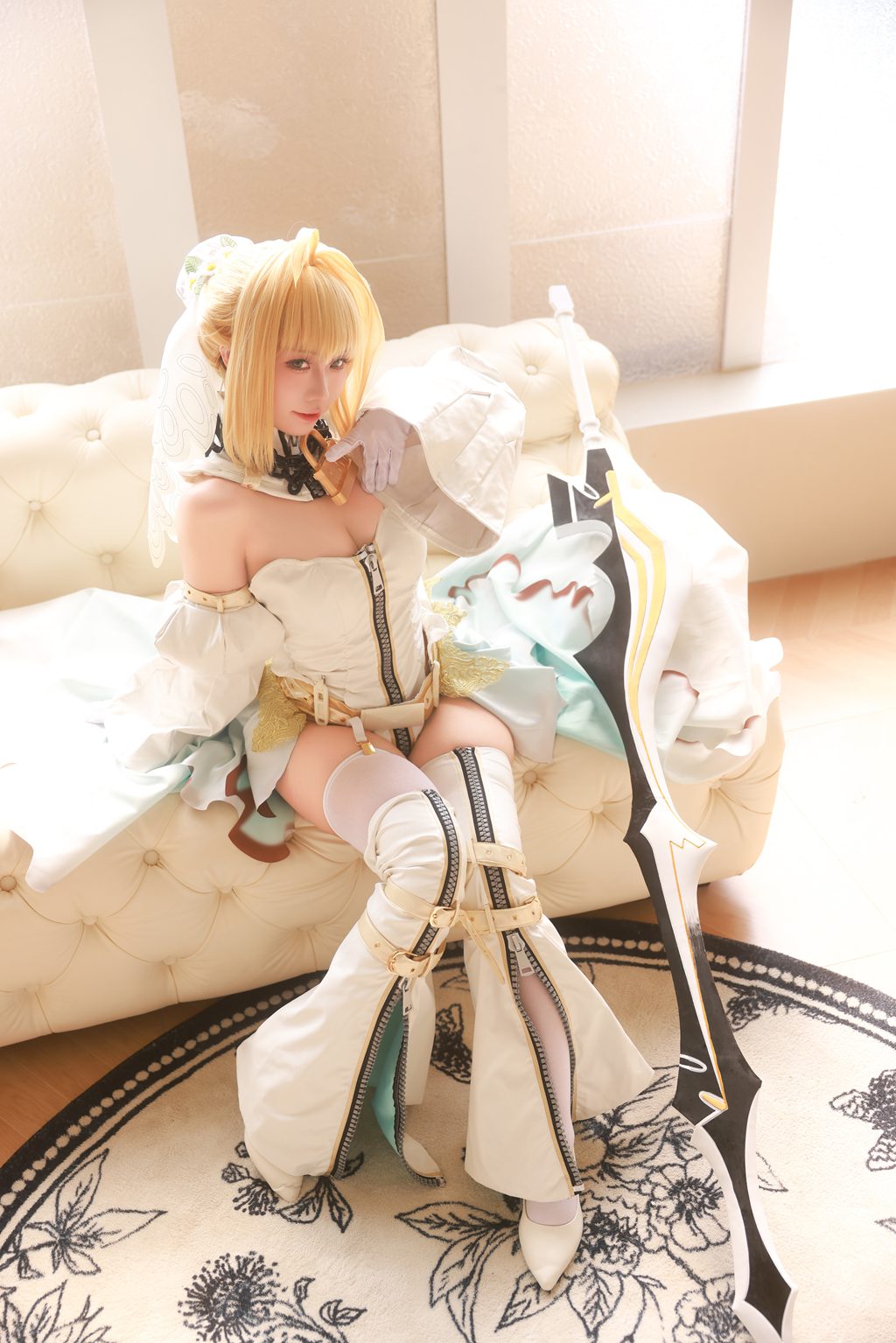 动漫博主@G44不会受伤  尼禄花嫁 [43P-341M] 网红写真-第2张