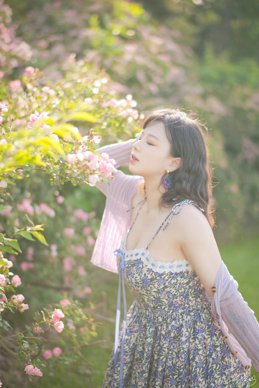 微博人气博主@皮皮奶可可爱了啦 蔷薇花 [37P/784MB] 网红写真-第4张