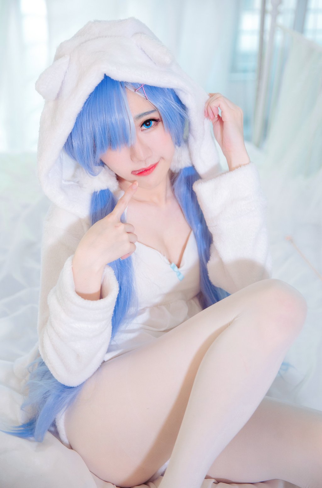 马来西亚妹纸@Sally Dorasnow Rem White Kitty [49P/282MB] 网红写真-第1张