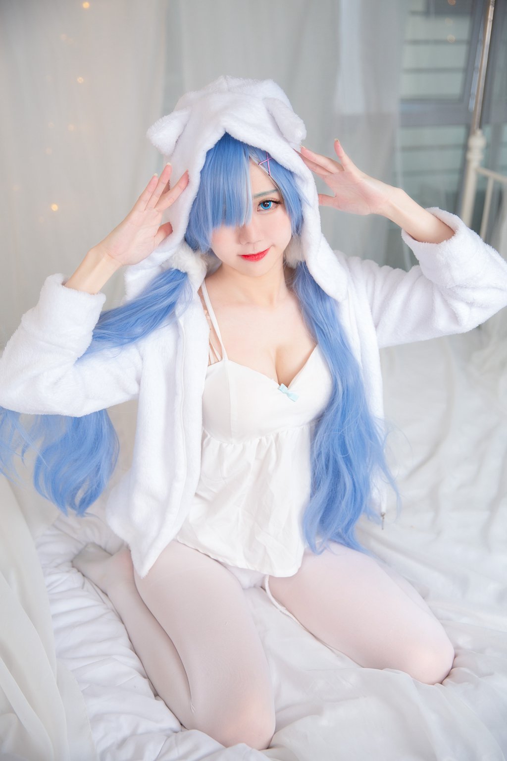马来西亚妹纸@Sally Dorasnow Rem White Kitty [49P/282MB] 网红写真-第4张