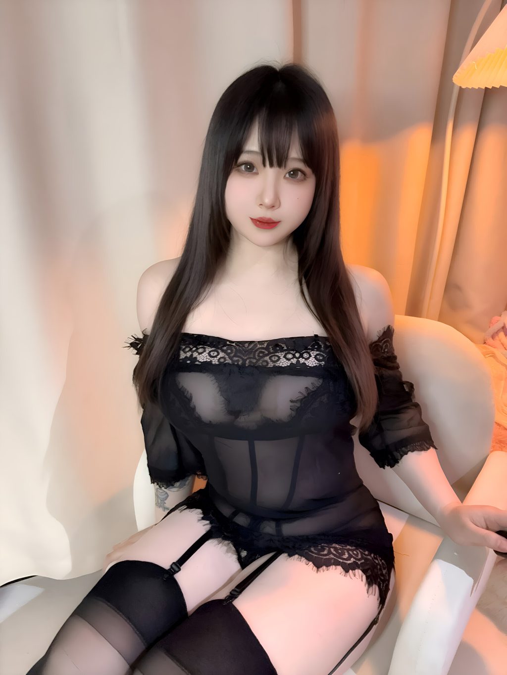 微博人气博主@皮皮奶可可爱了啦 睫毛自拍 [37P/192MB] 网红写真-第1张